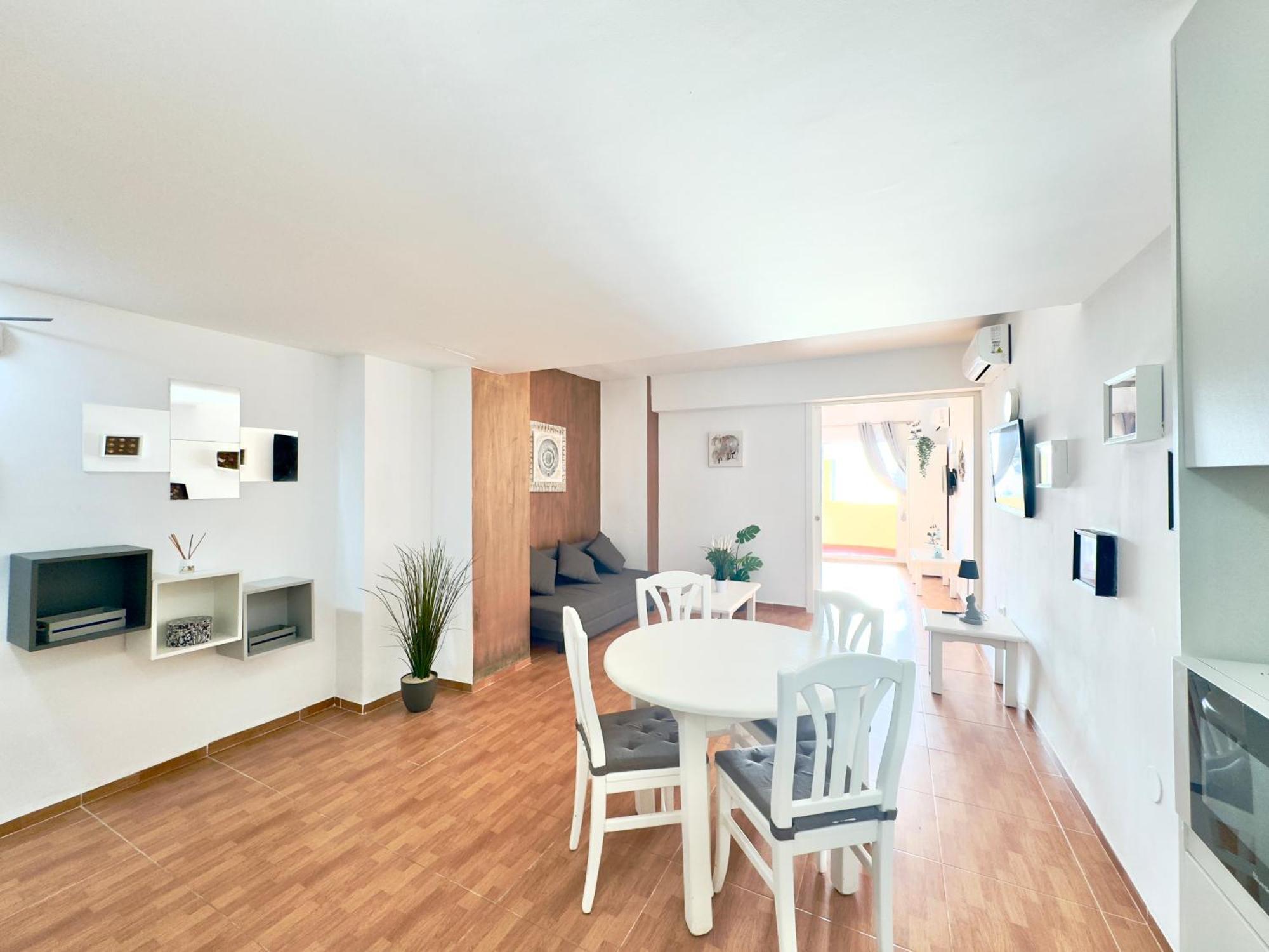 Apartamento Vistas Al Mar Y Piscina *