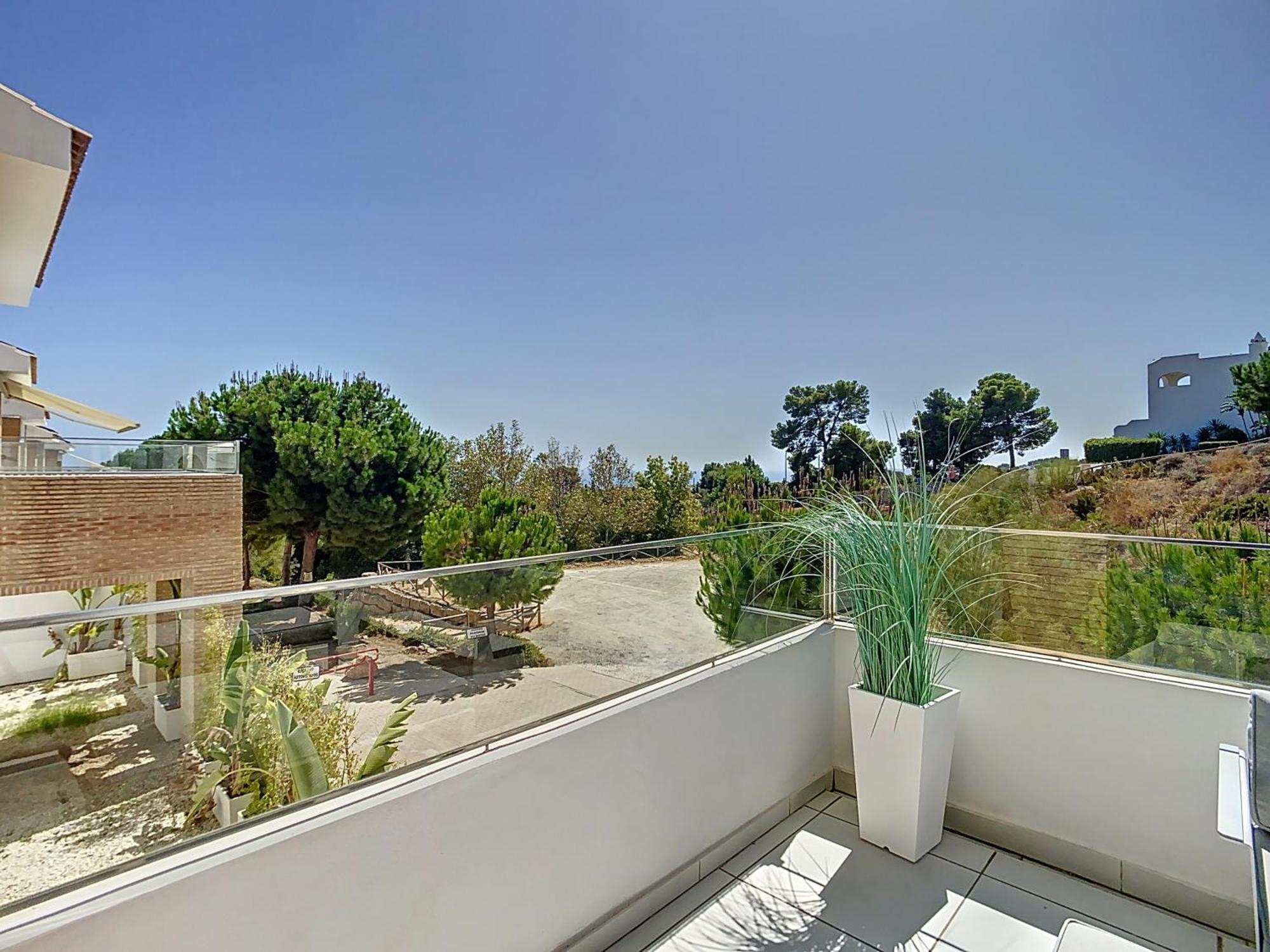 Chic Escape, 5 Modern *