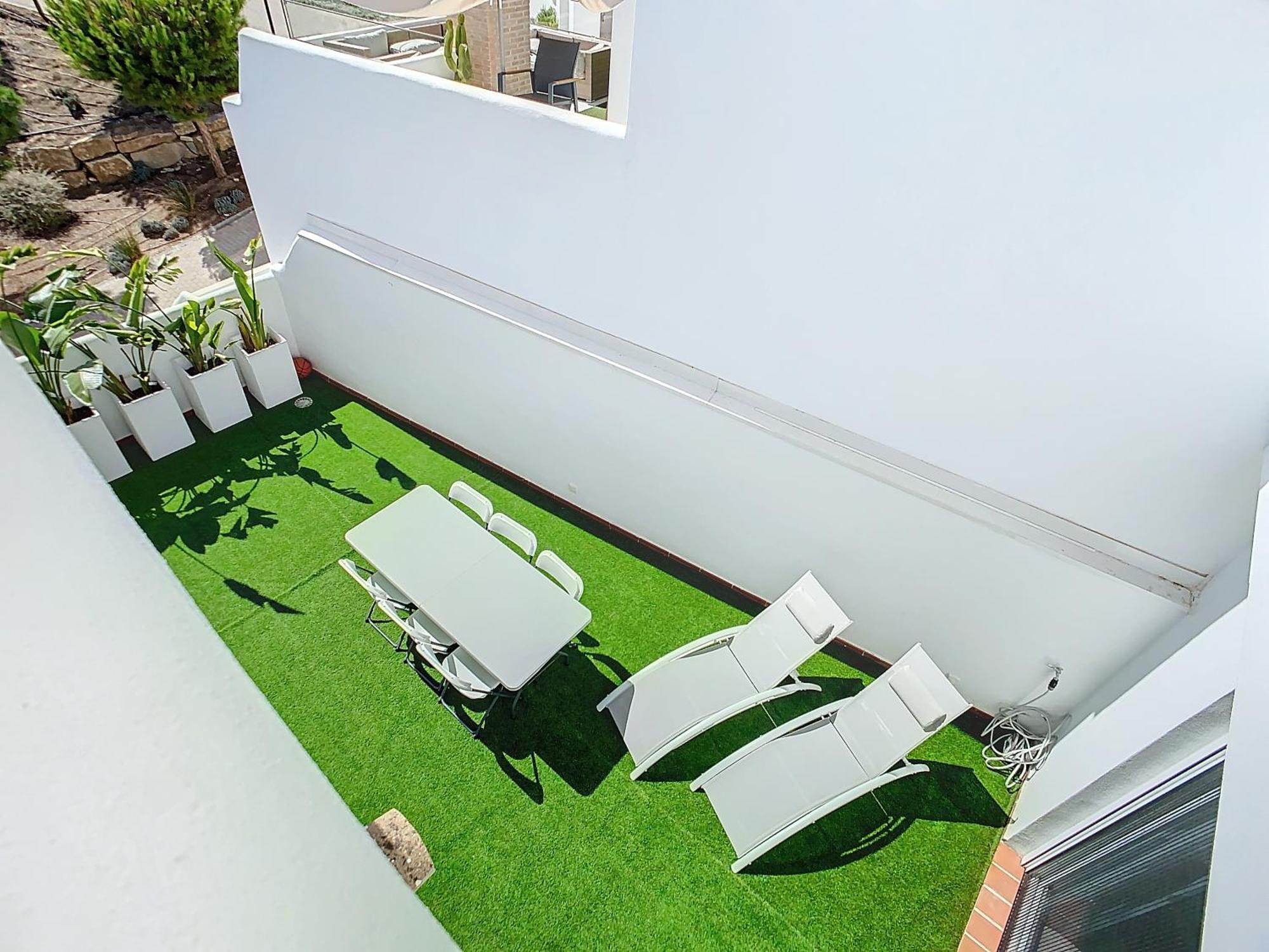 Villa Chic Escape, 5 Modern *