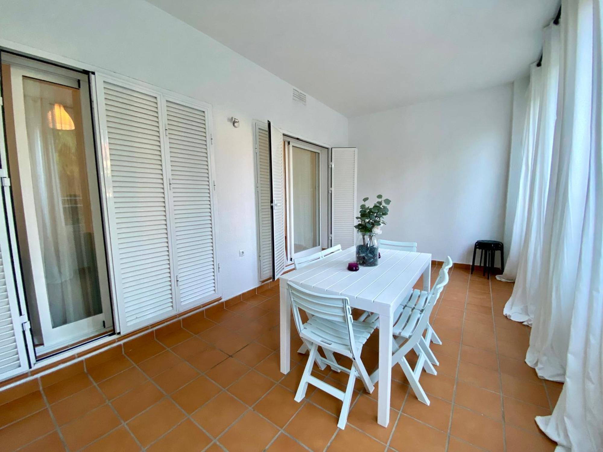 Golf & Sea 2bdr Apartment *