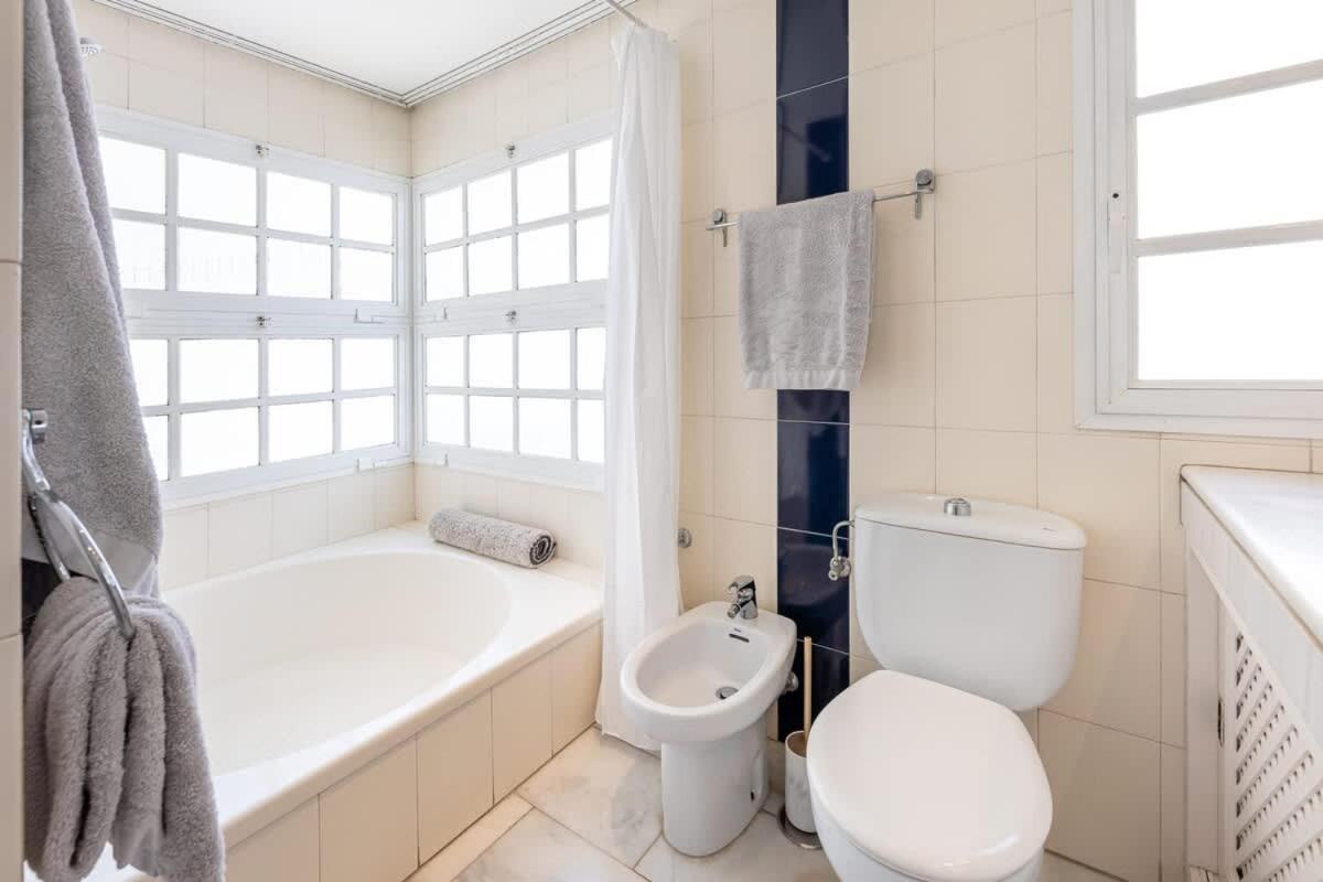 Vivendos - Bn02 - Puerto Marina Appartement Benalmádena