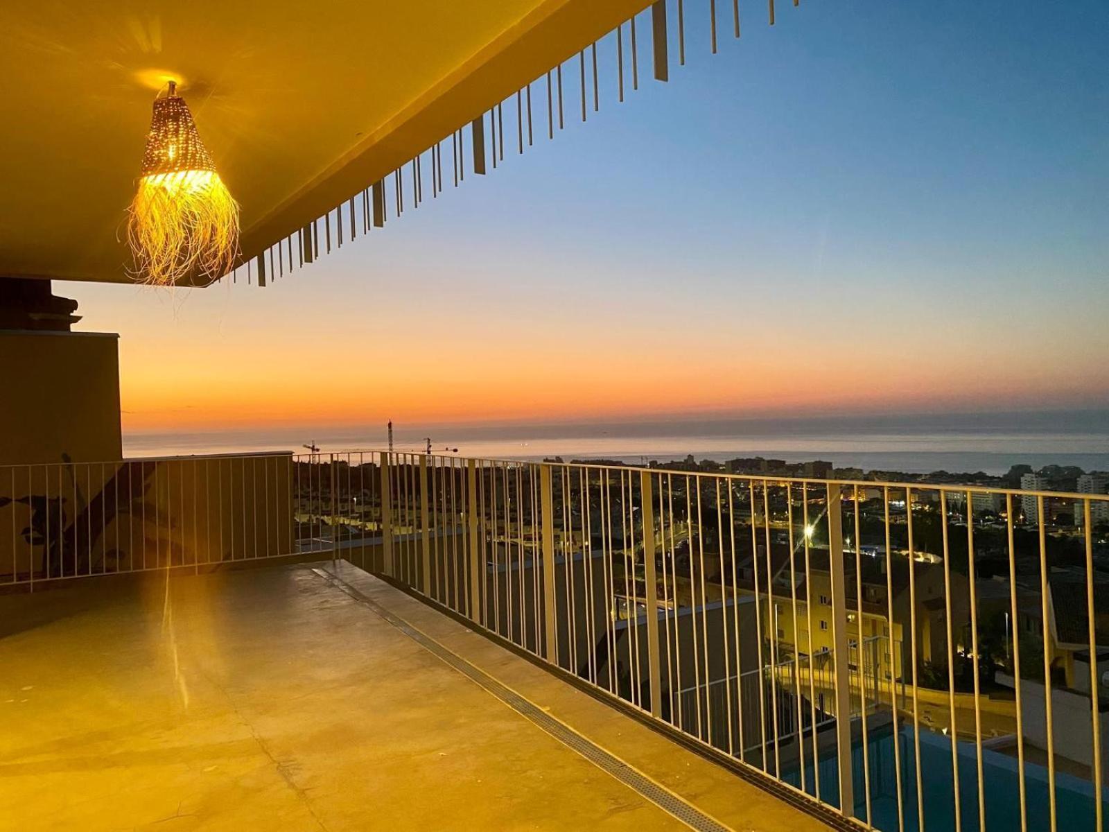 Spacious With Great Views! *