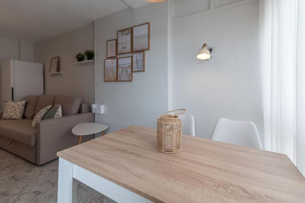 Apartamento Teletrabajo O Relax, Estudio Con Vistas Al Mar *
