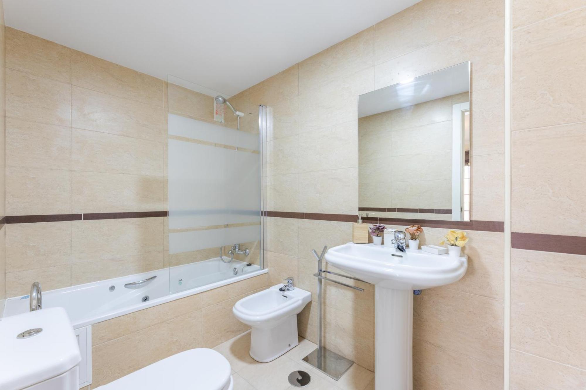 Apartment Vb Torrequebrada Golf & 2br Benalmadena