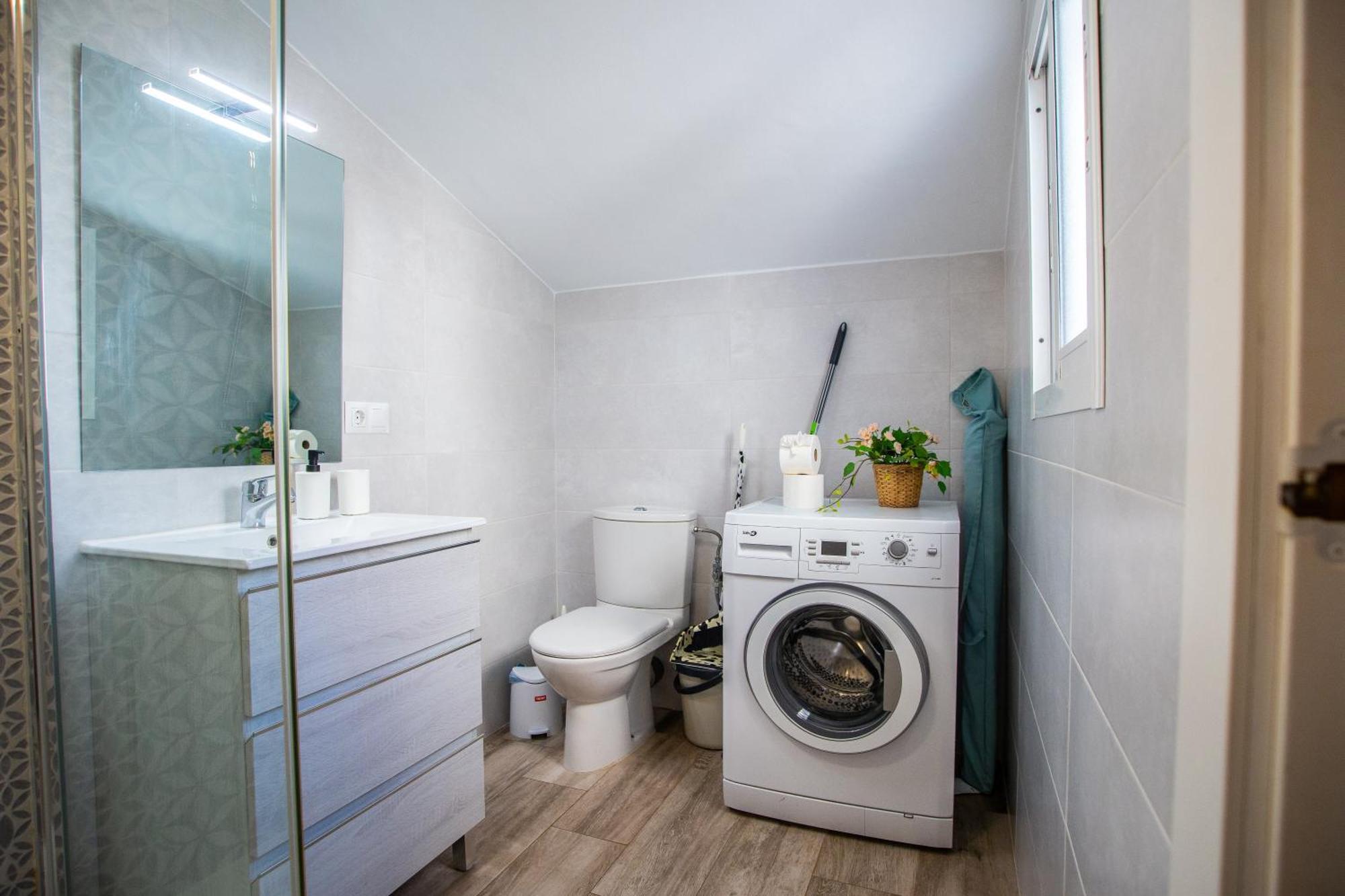 Benalhome - Tu Hogar Con Terraza Y Ducha Exterior Benalmádena