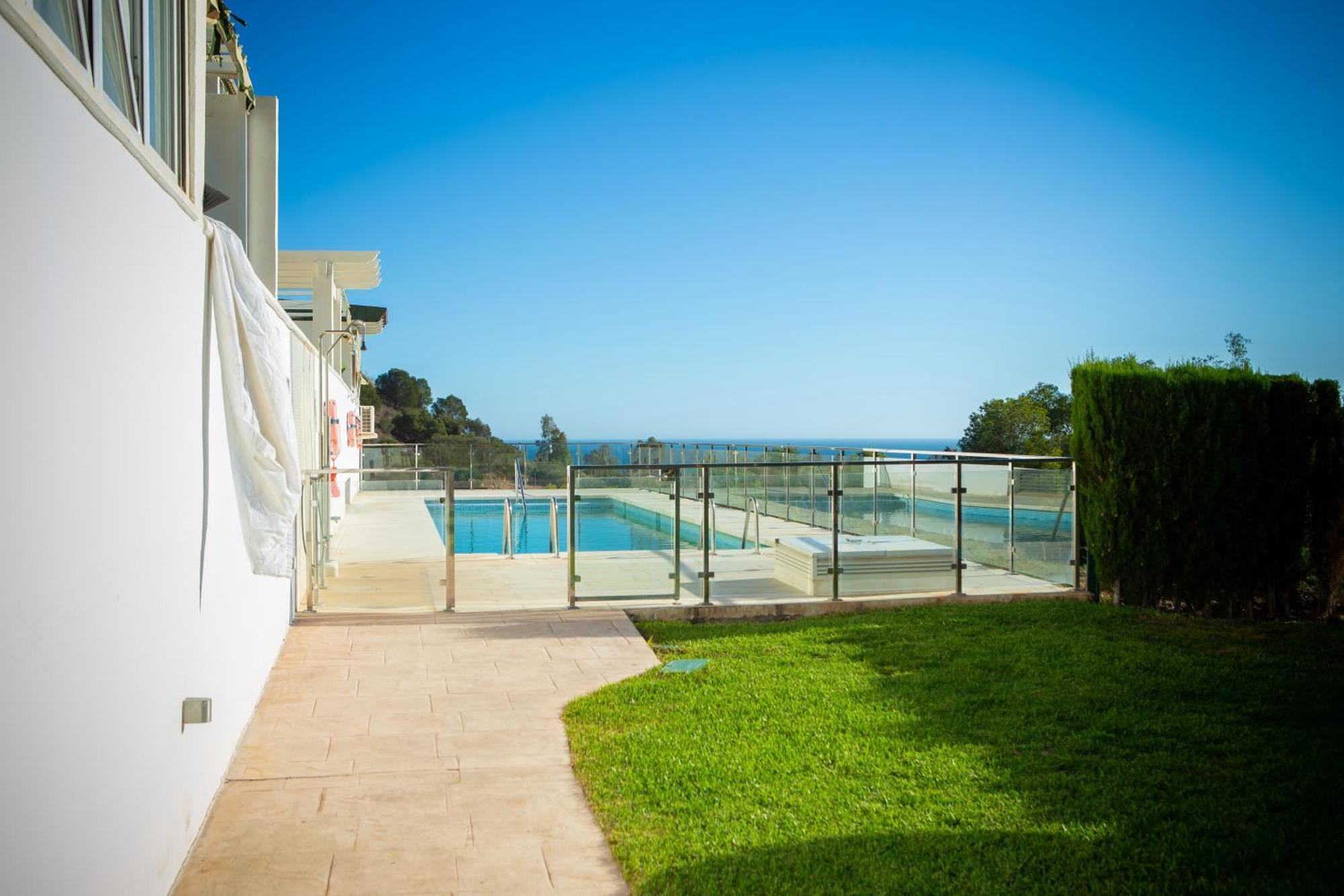 Benalhome - Tu Hogar Con Terraza Y Ducha Exterior Apartment Benalmádena