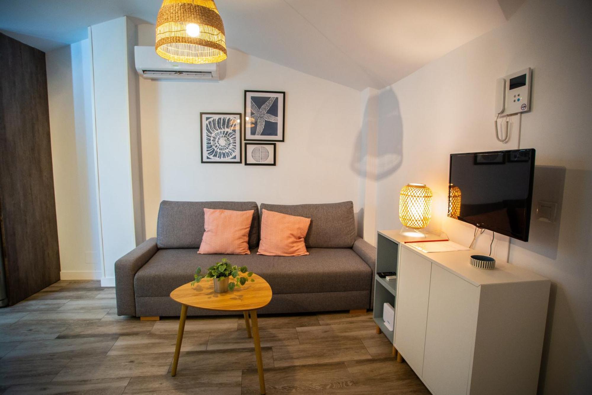 Benalhome - Tu Hogar Con Terraza Y Ducha Exterior Apartment *