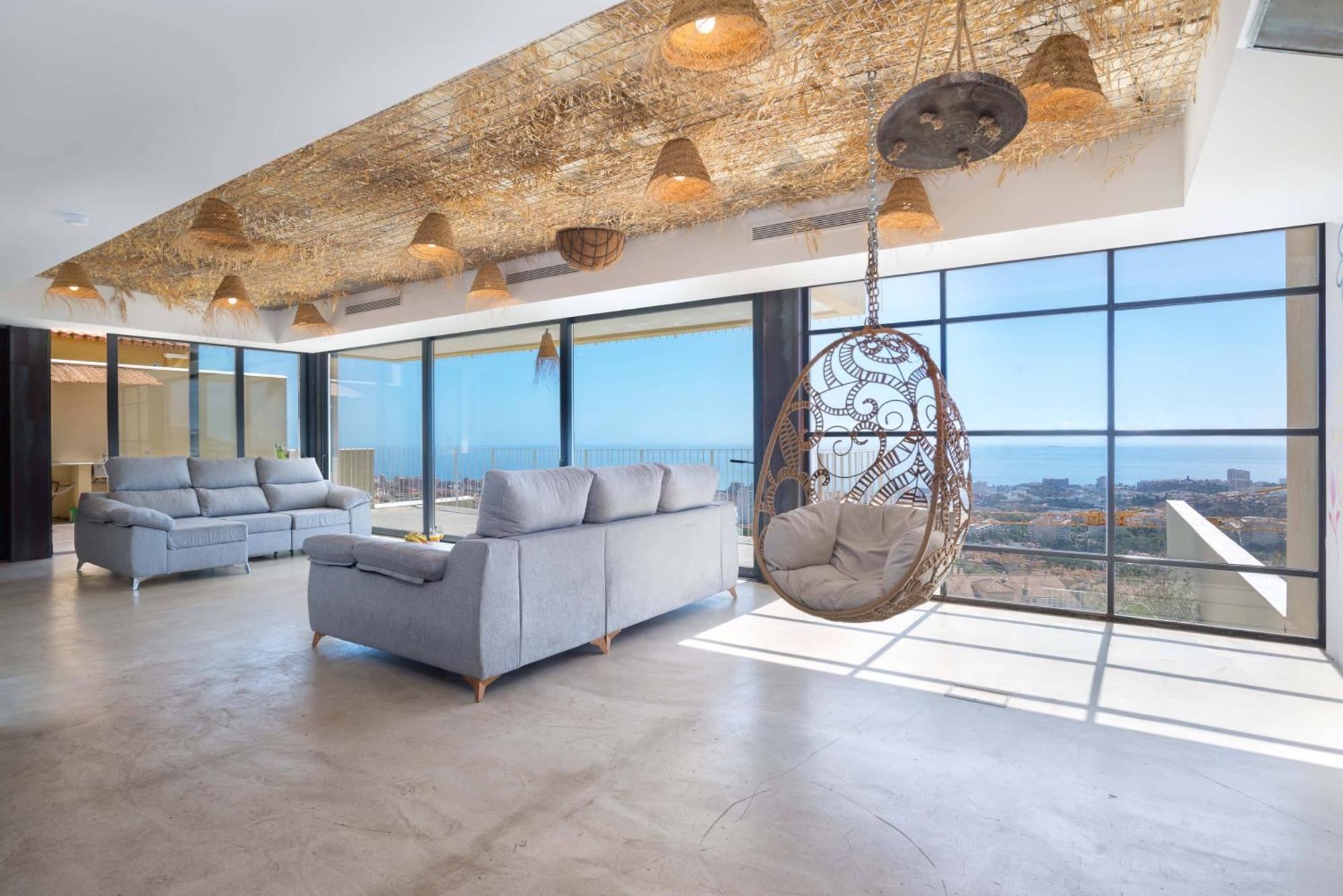Villa Spacious With Great Views! *