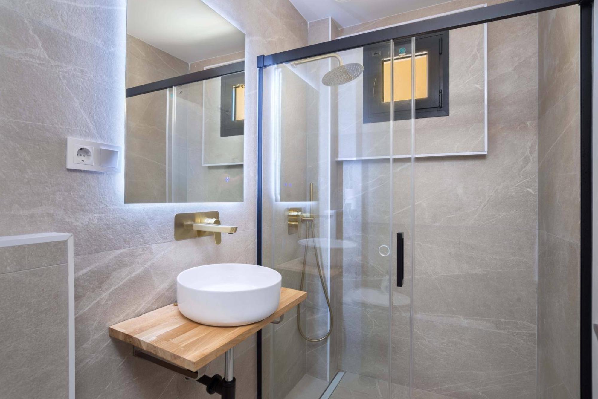 Spacious With Great Views!