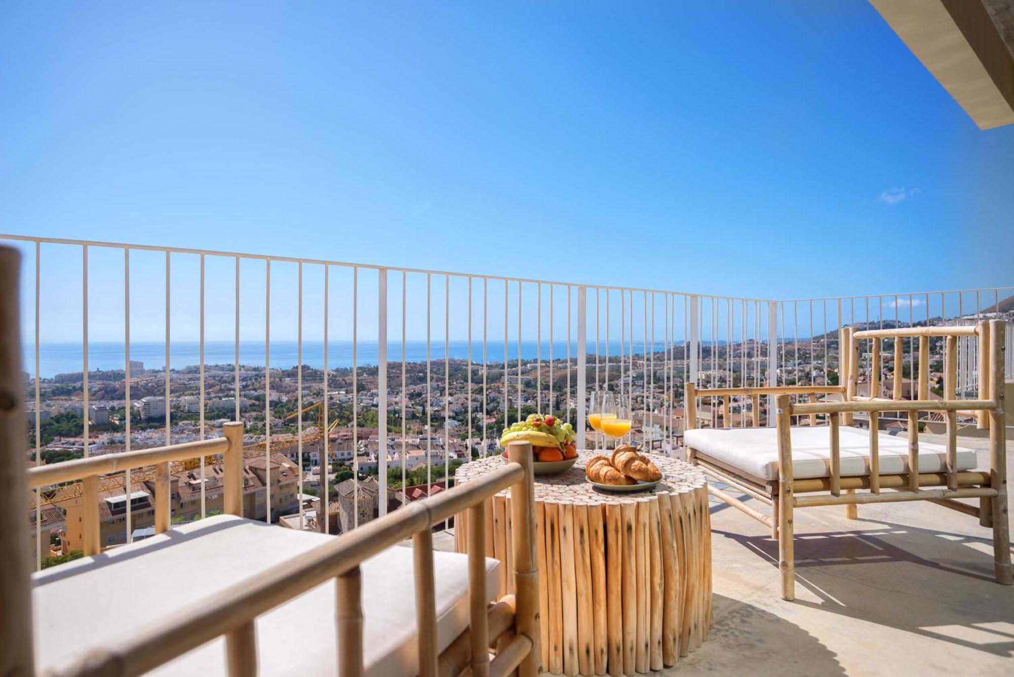 Spacious With Great Views! Villa