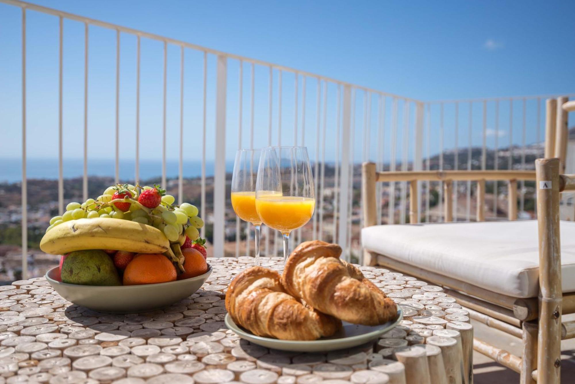 Spacious With Great Views! Villa *