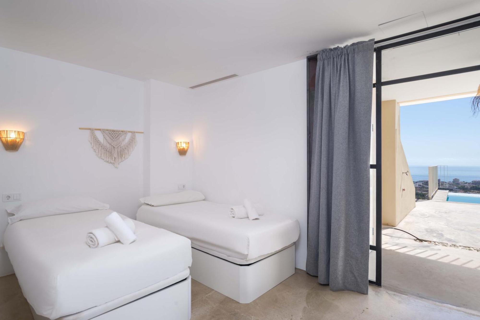 Spacious With Great Views!