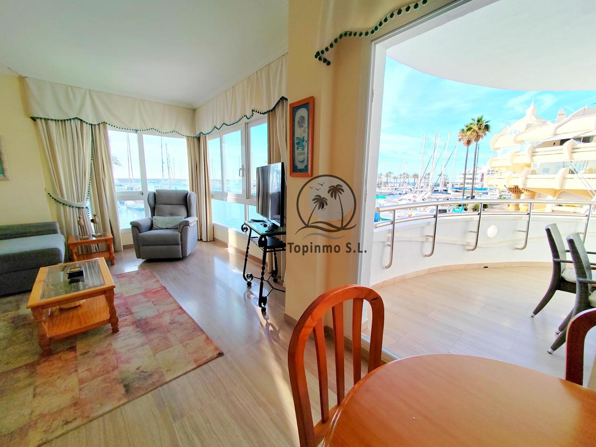 Cozy Corner 2 Bedroom On New Island Complex In Marina Harbour Apartment
