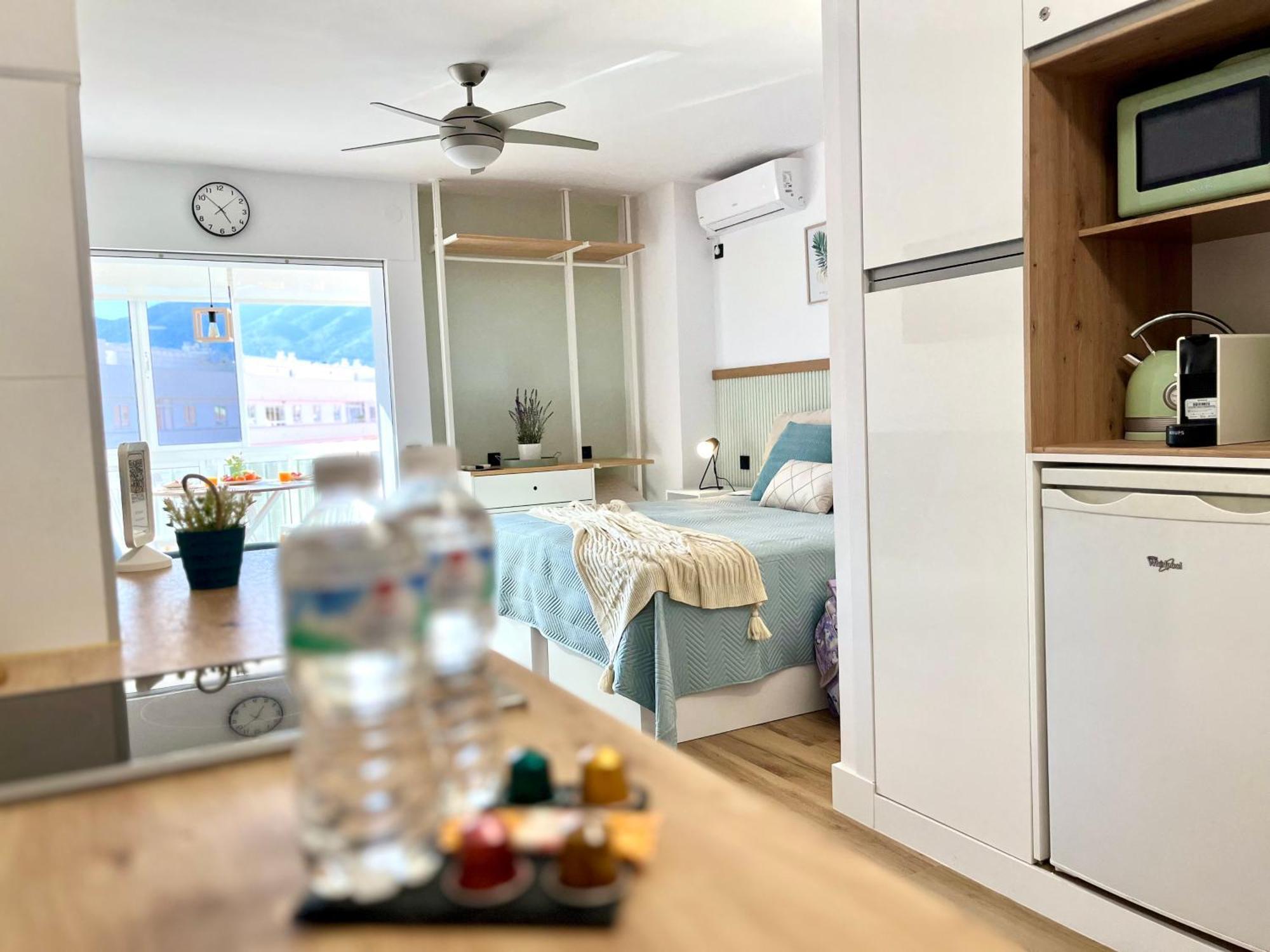 Apartment Beautiful Brand New Study 24-hour Reception *