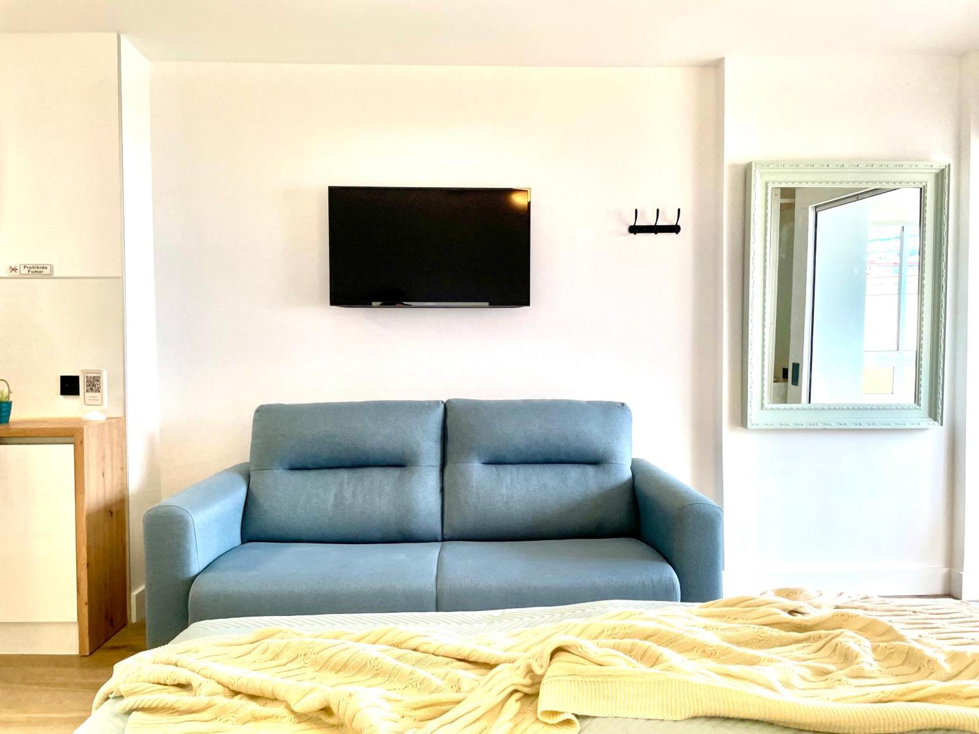 Beautiful Brand New Study 24-hour Reception * Benalmadena