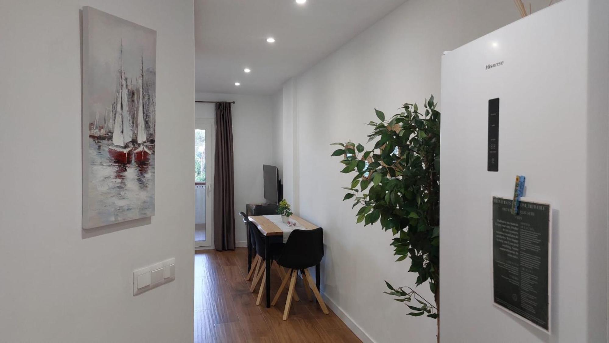 Benalbeach R&r Apartment