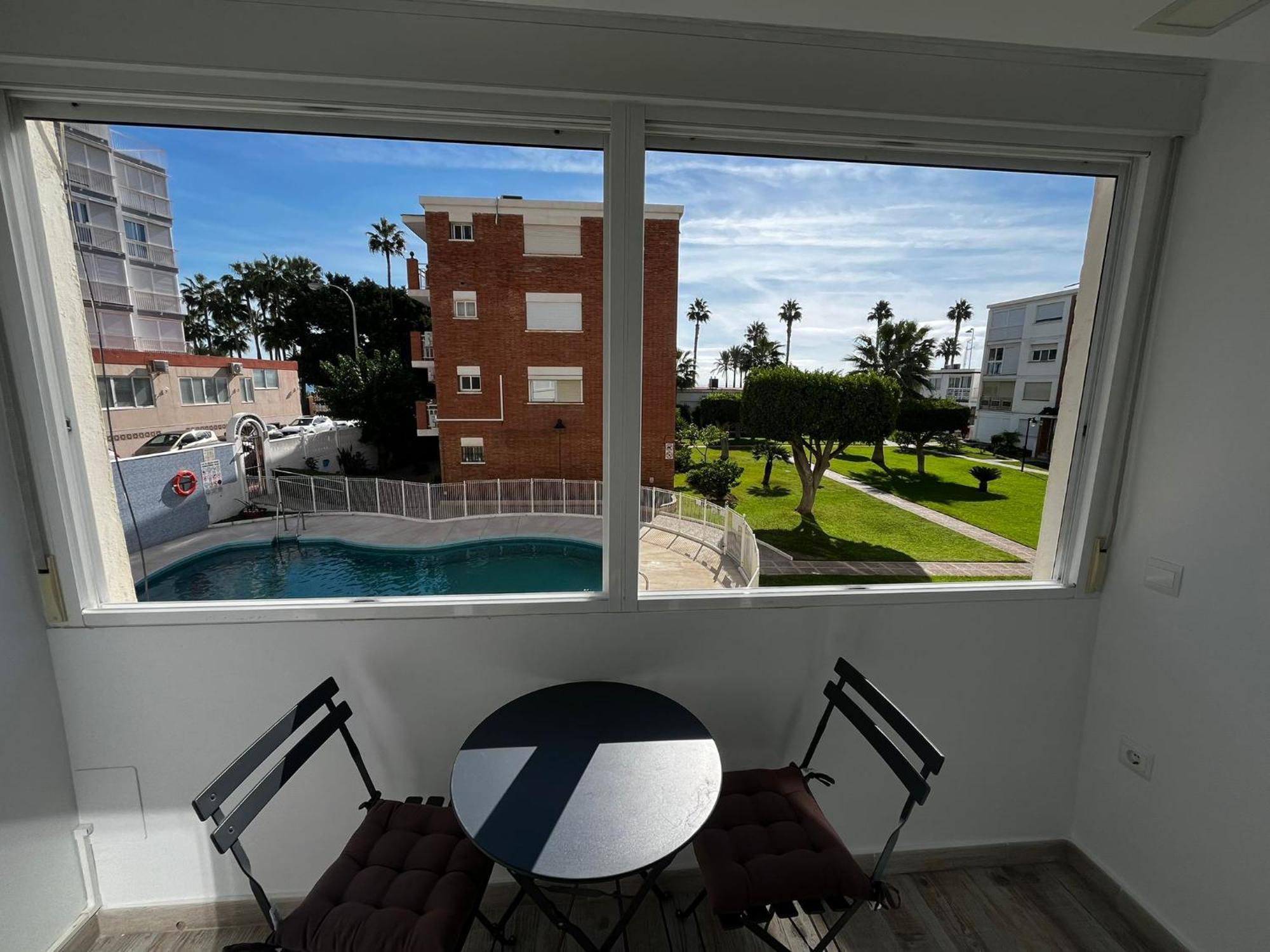 Sunshine By The Sea Apartment