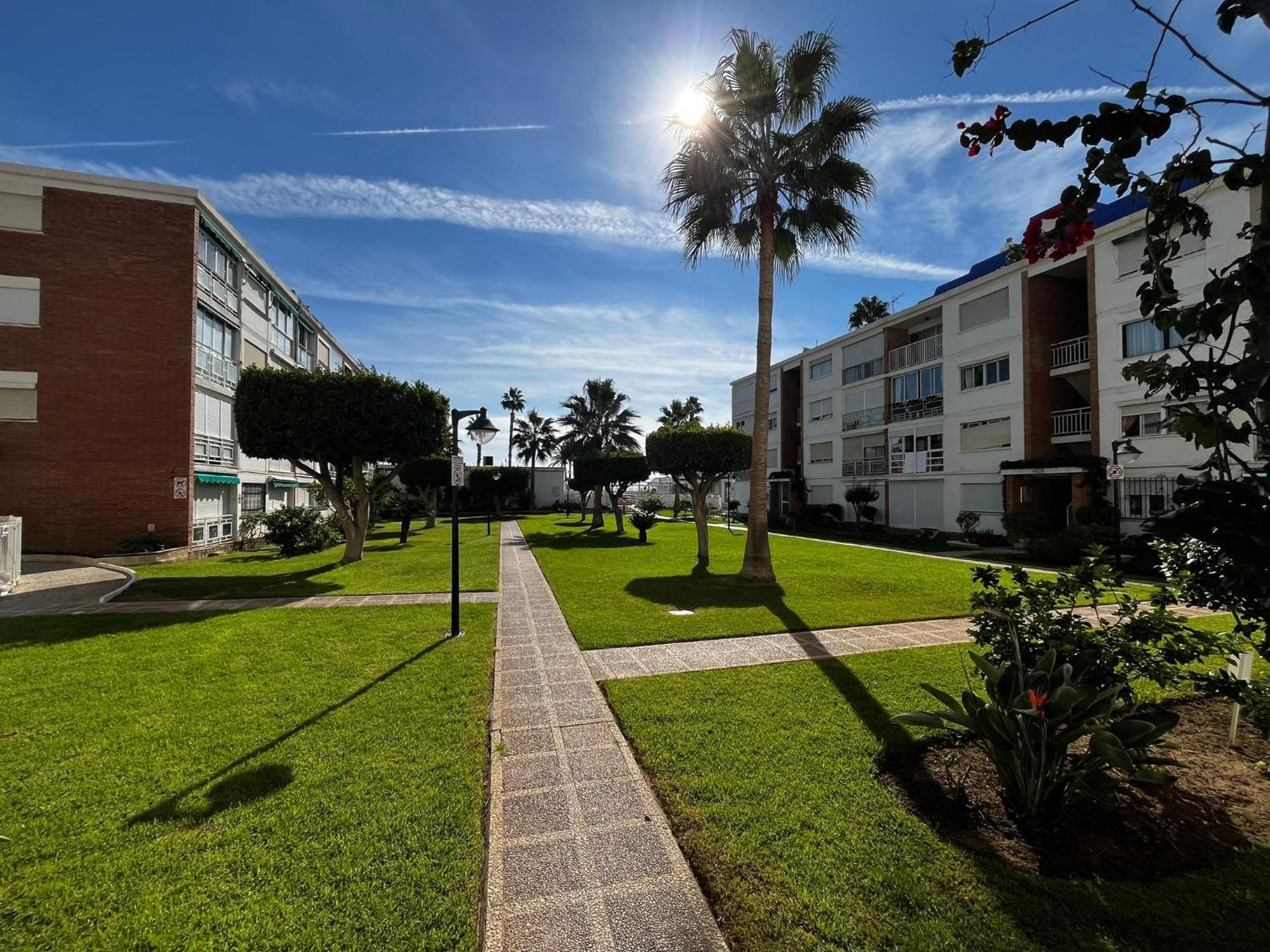 Apartment Sunshine By The Sea