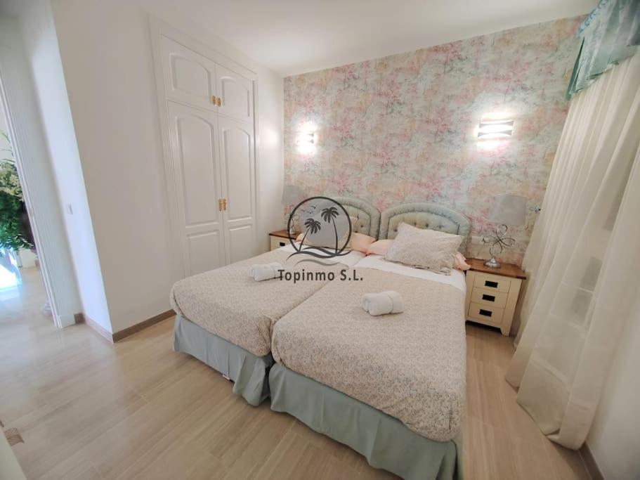 Apartment Sunny 3 Bed Island Puerto Marina Benalmádena