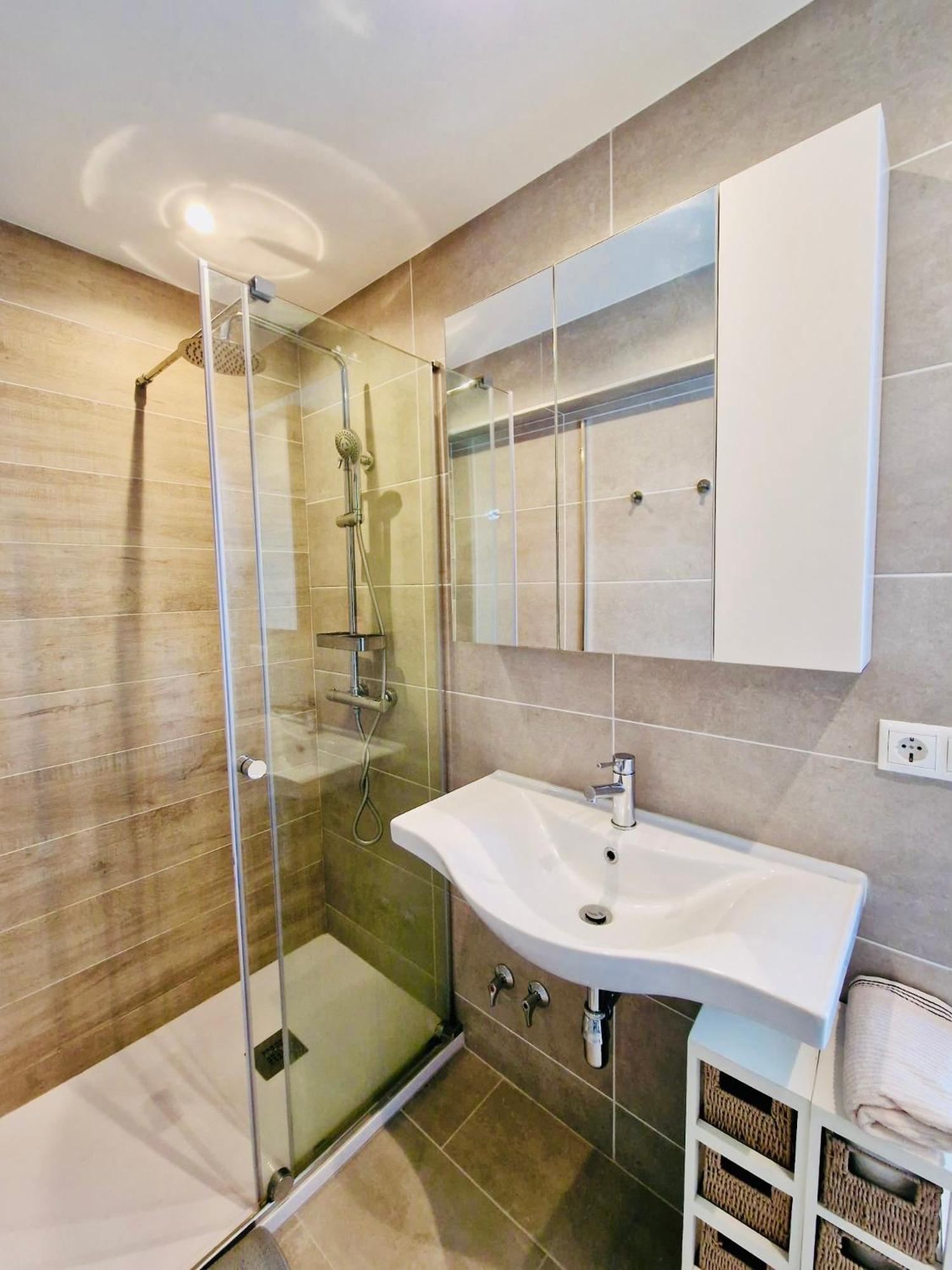 G&g Premium Malibu Benalmádena