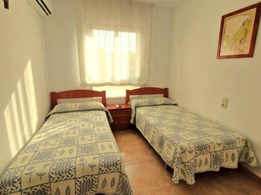 3 Bed Av Corbusier Appartement *