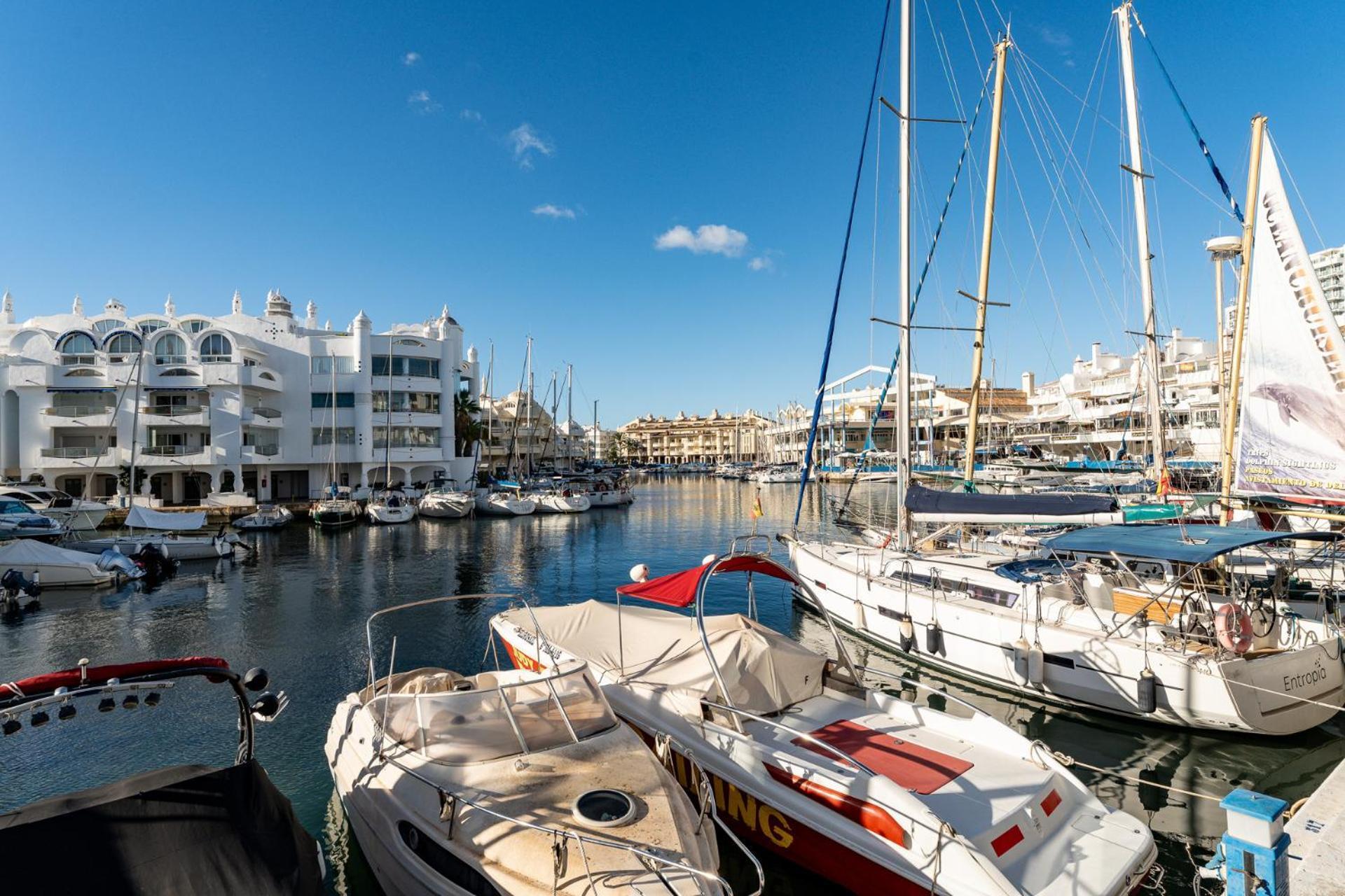 Apartment Malagasuite Puerto Marina