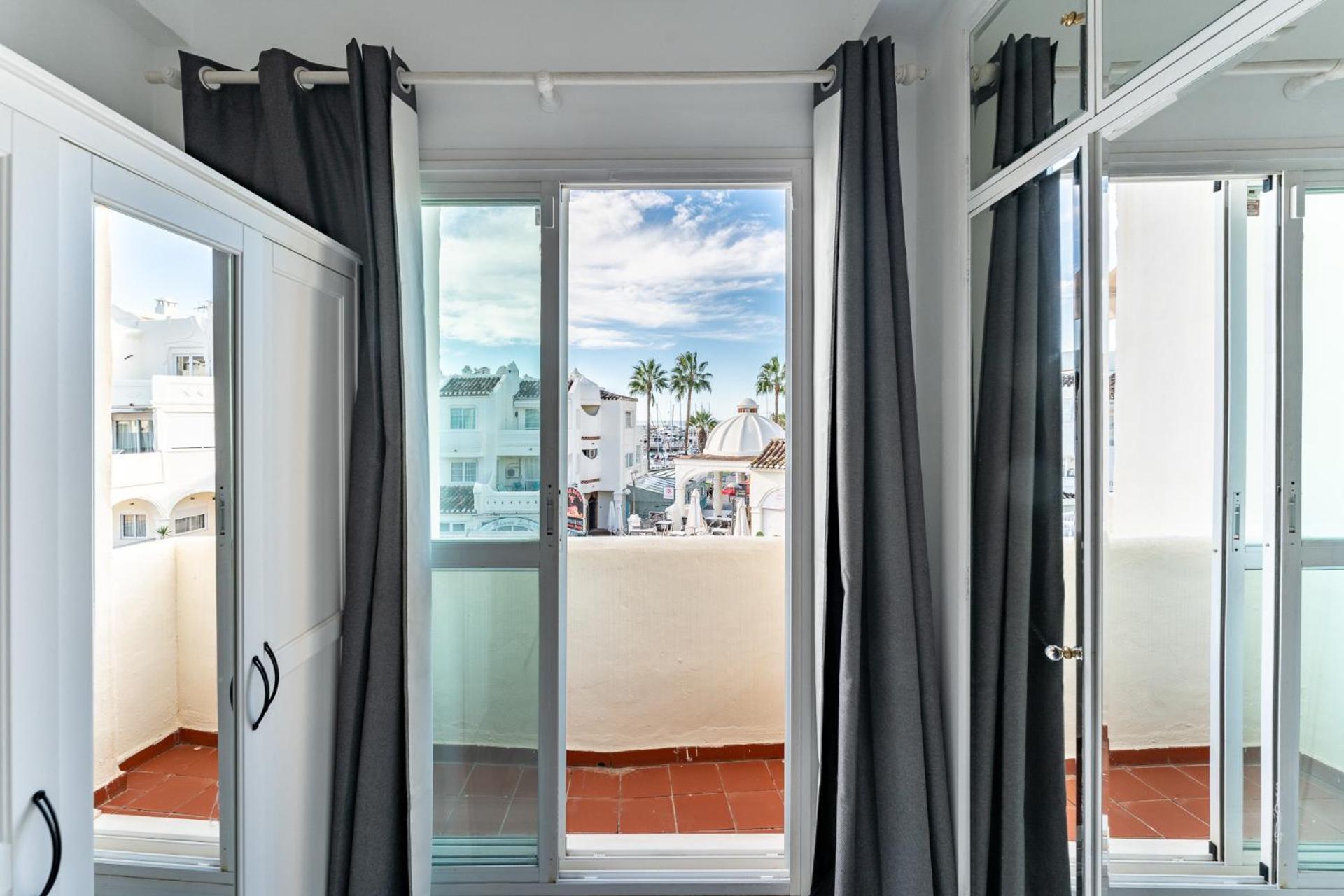 Apartment Malagasuite Puerto Marina Benalmadena