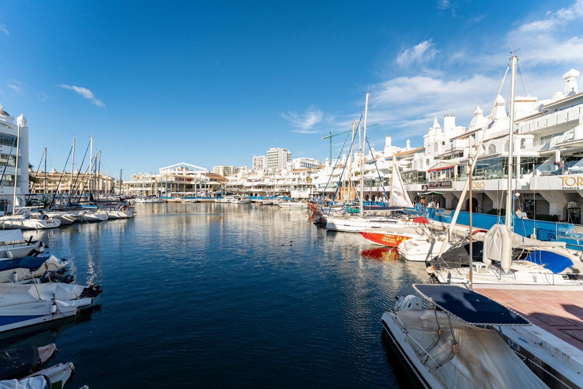 Apartment Malagasuite Puerto Marina