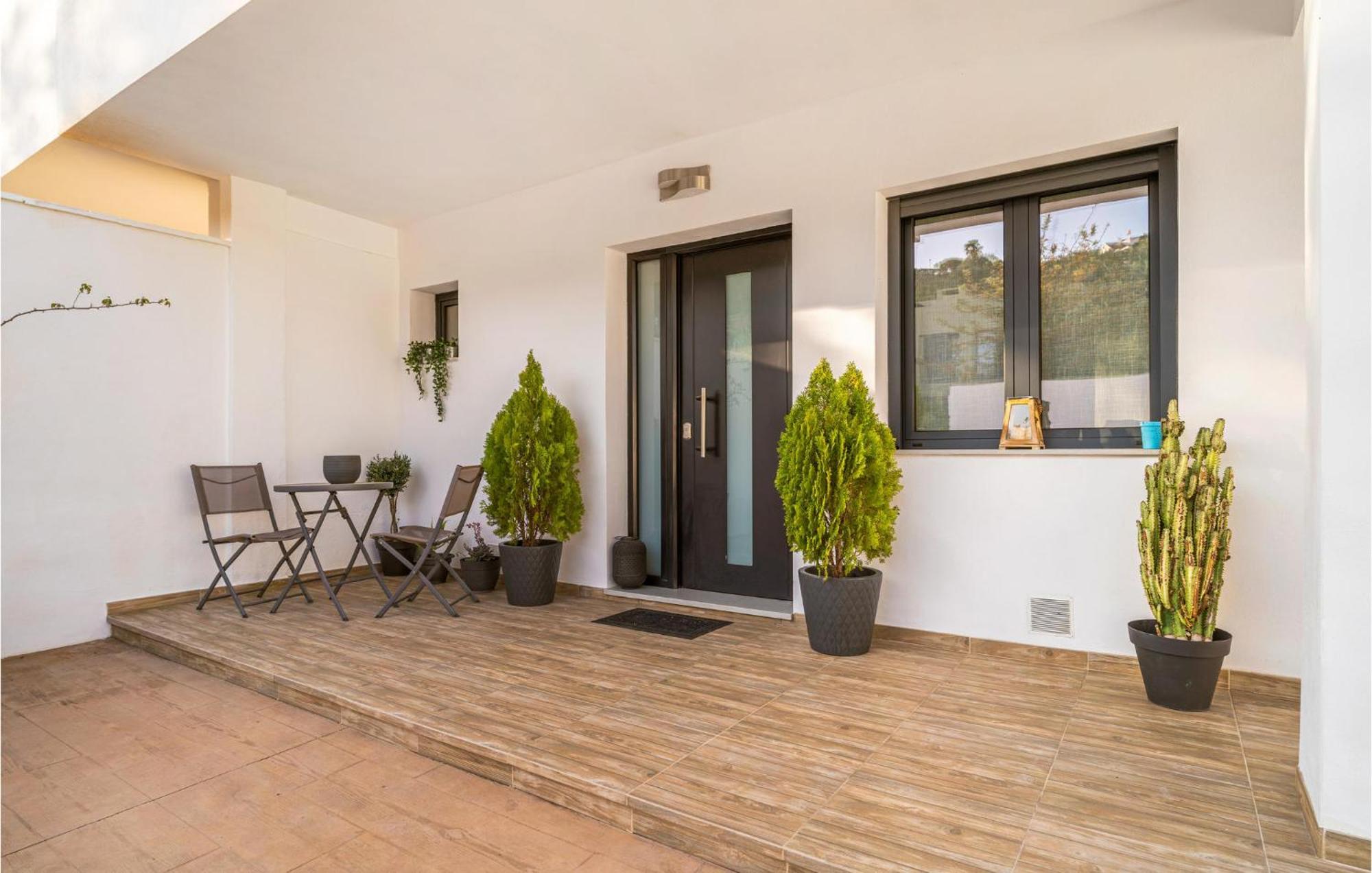 Gorgeous In With Kitchen Benalmadena