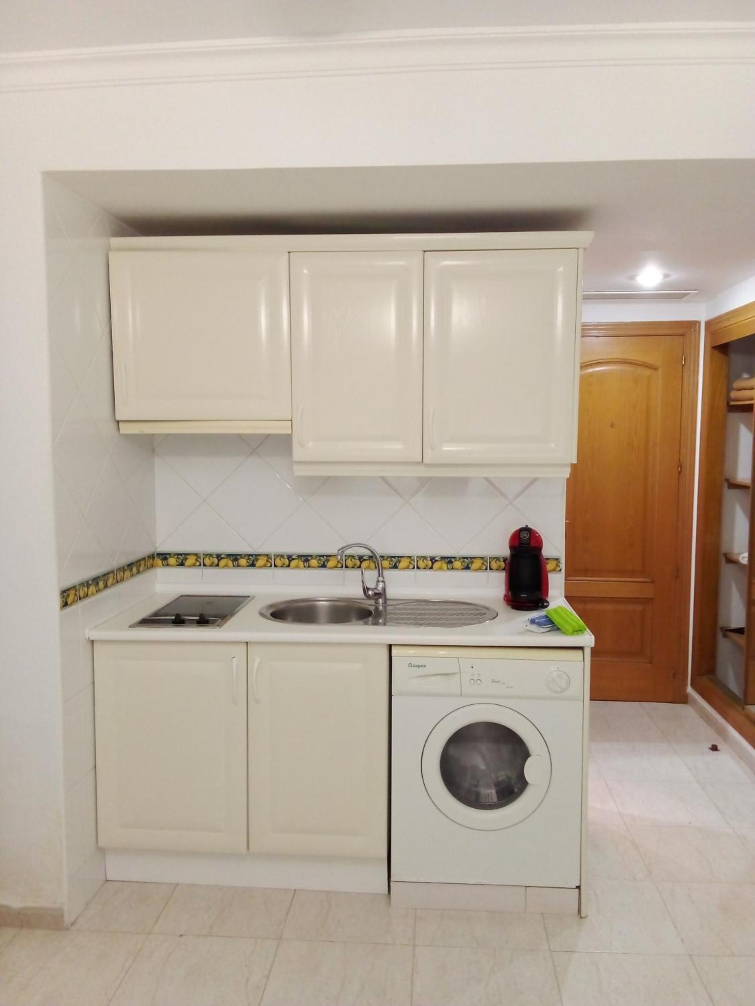 Coqueto Estudio En Calle Vela Benalmádena