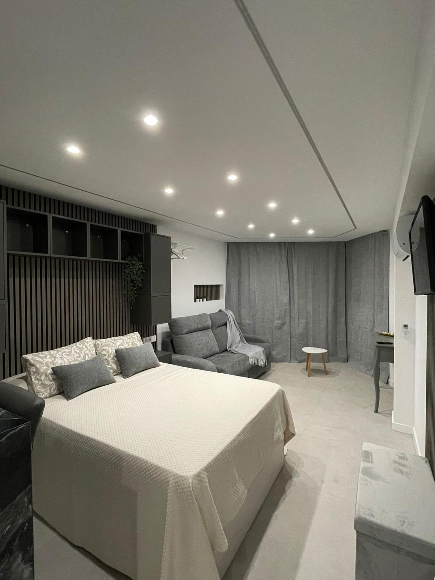 Luxury Piscis Apartment