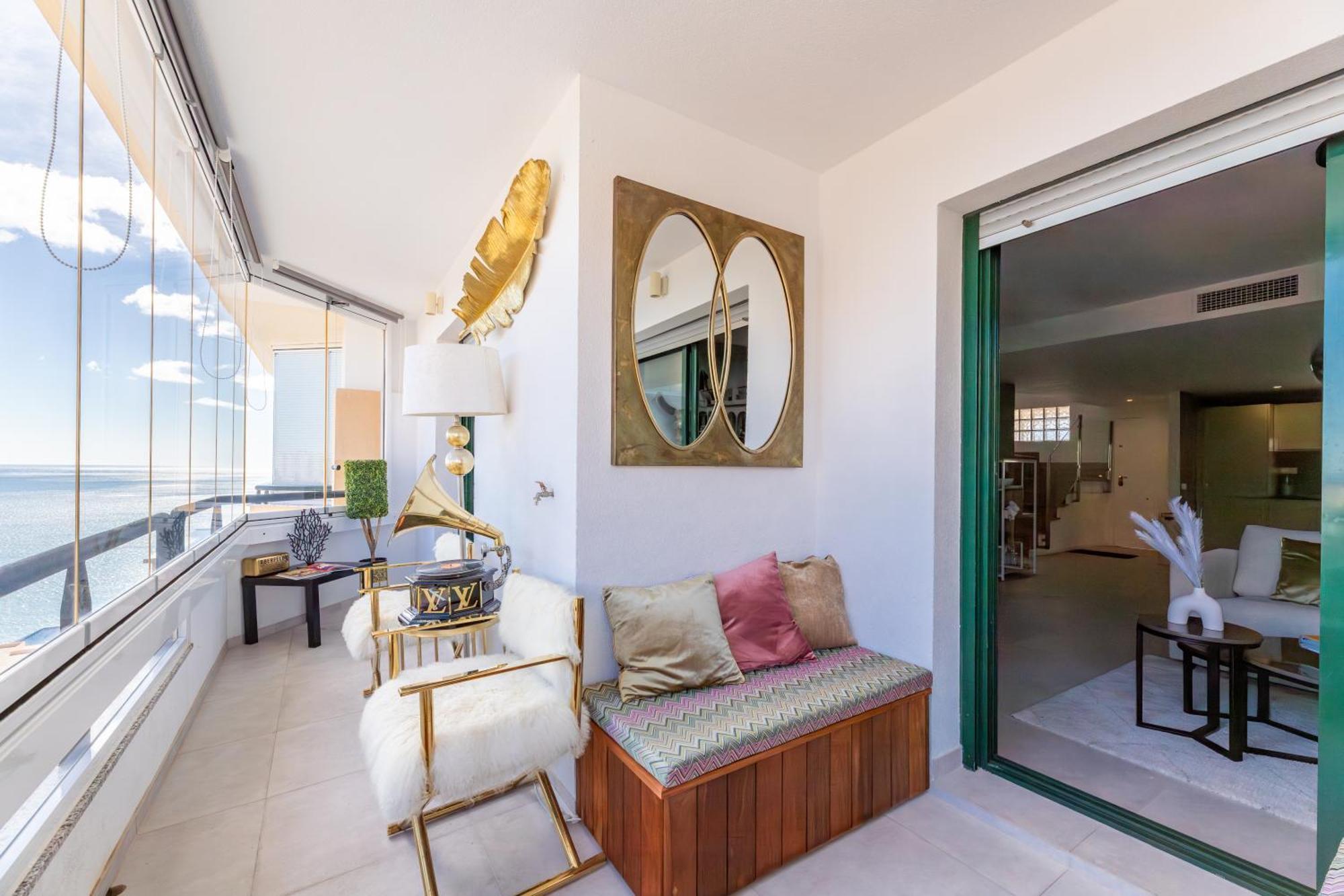 Stylish 4bd With Pool Access & Nearby Benalmadena