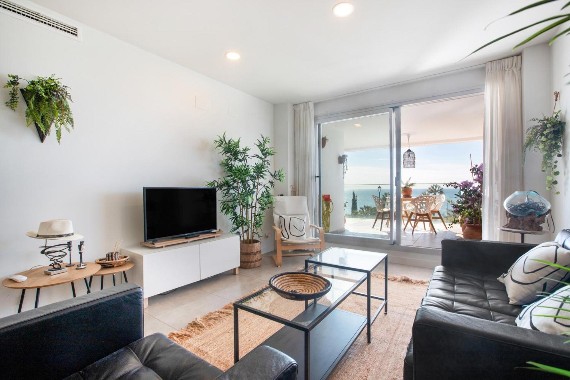 Seaview Alba Apartment *