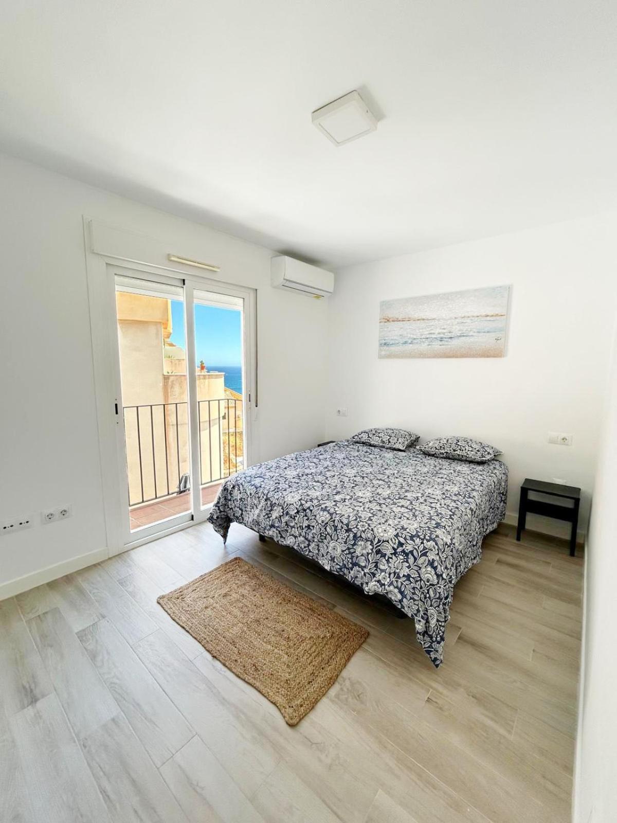 Elegant 3 Bedroom In Torrequebrada *