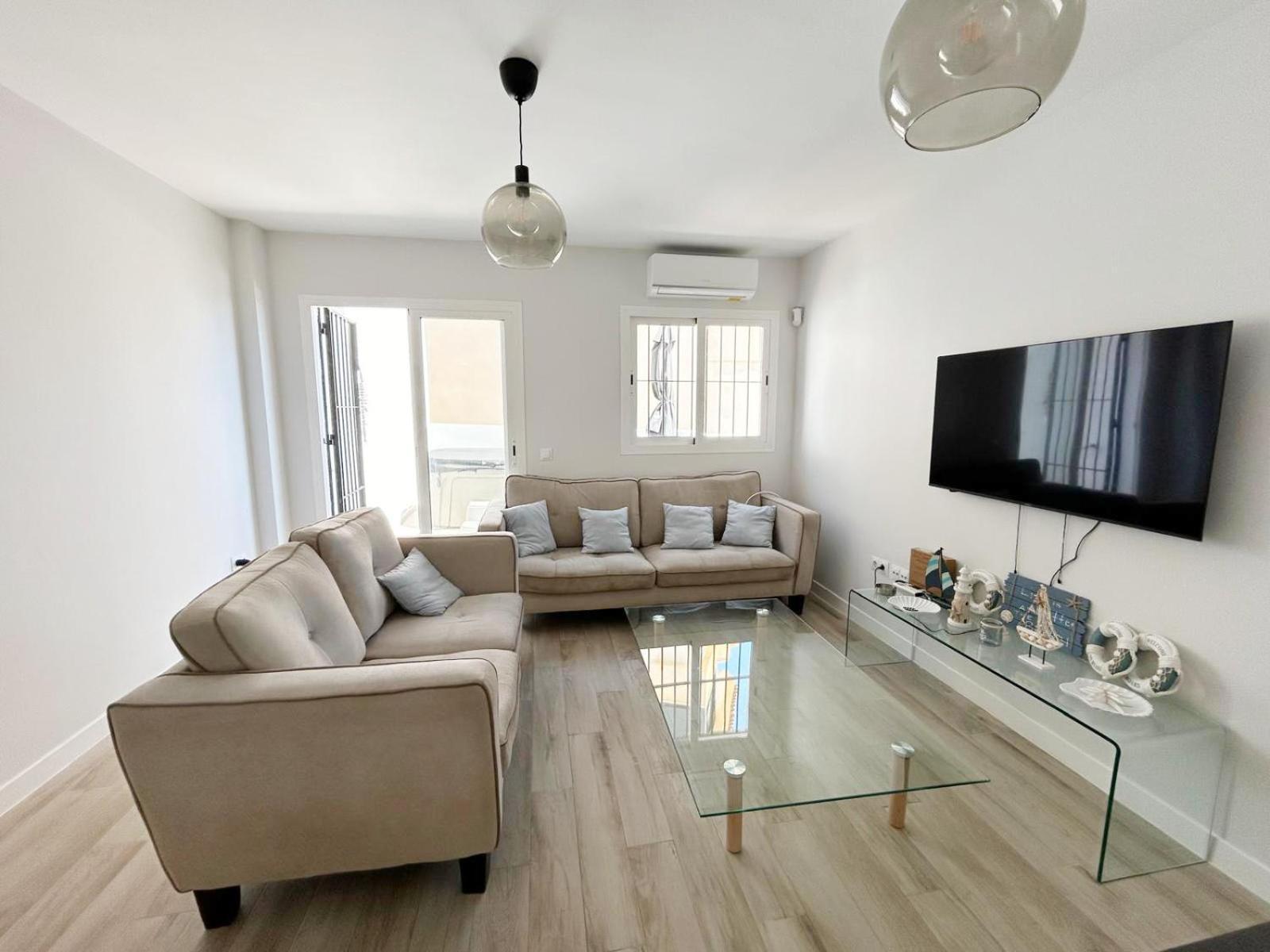 Elegant 3 Bedroom In Torrequebrada Apartment Benalmadena