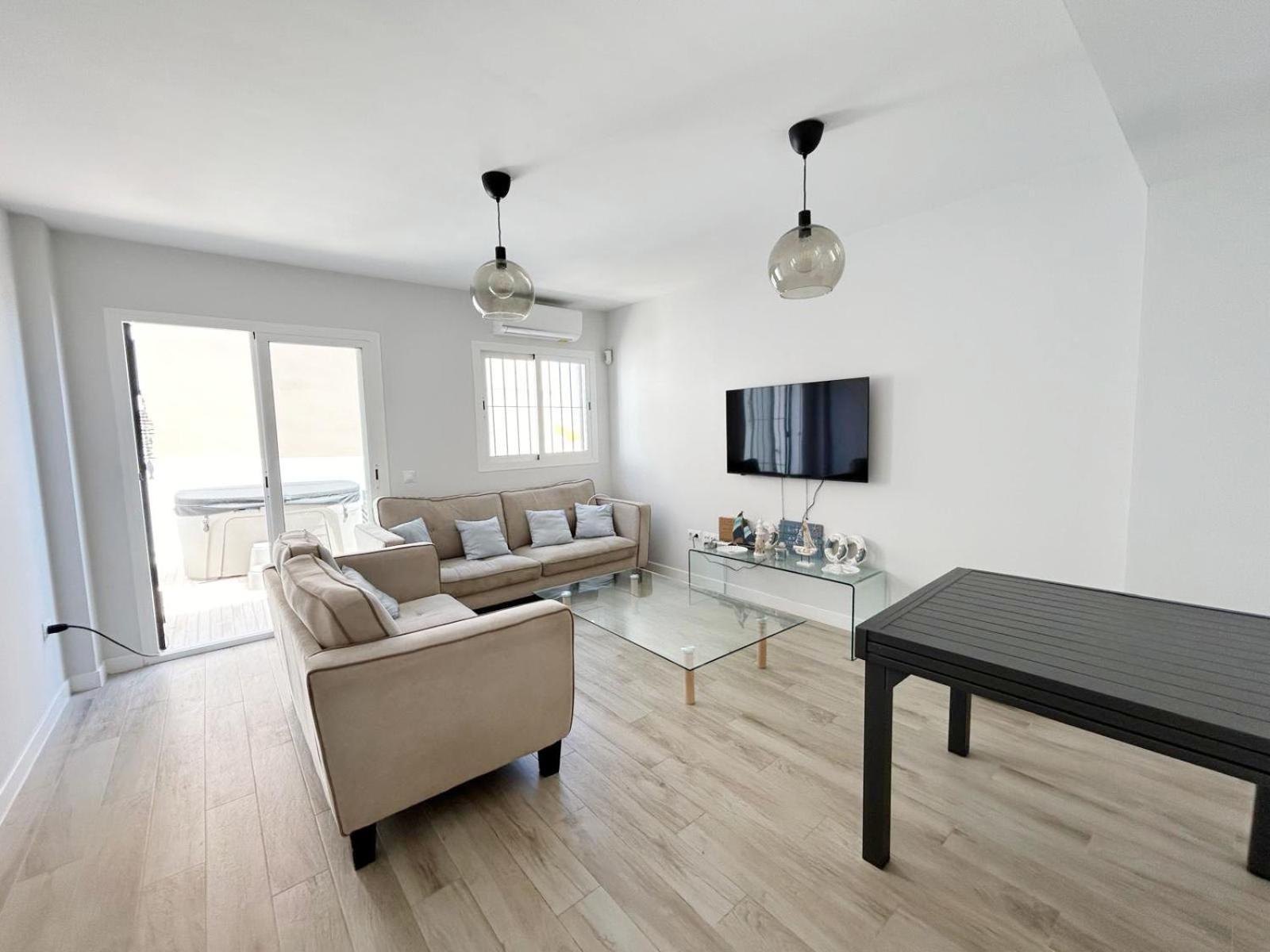 Elegant 3 Bedroom In Torrequebrada