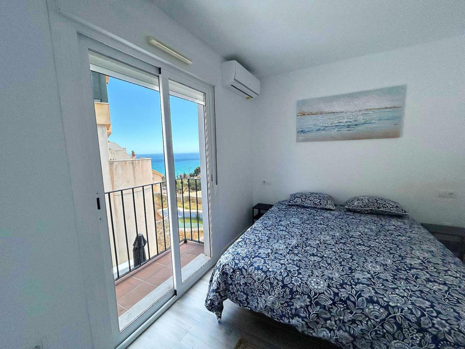 Elegant 3 Bedroom In Torrequebrada Apartment *