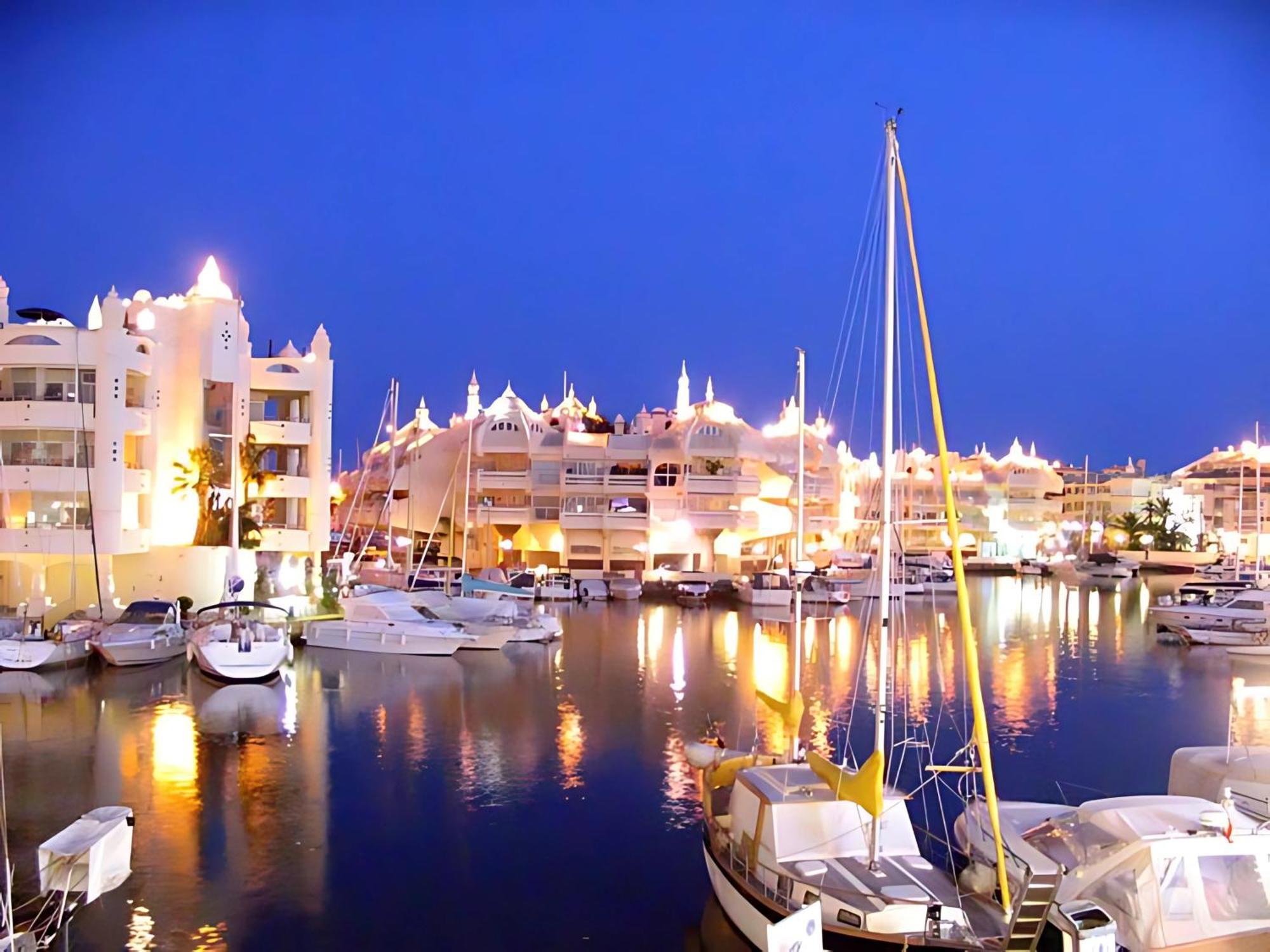 Apartment Bright & Cozy Acuario Beach&pool *