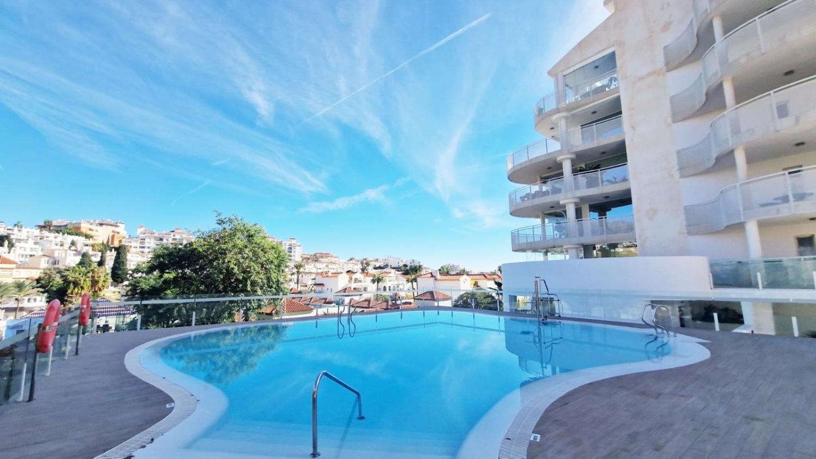 Stunning 3 Bed Apartment Benalmadena