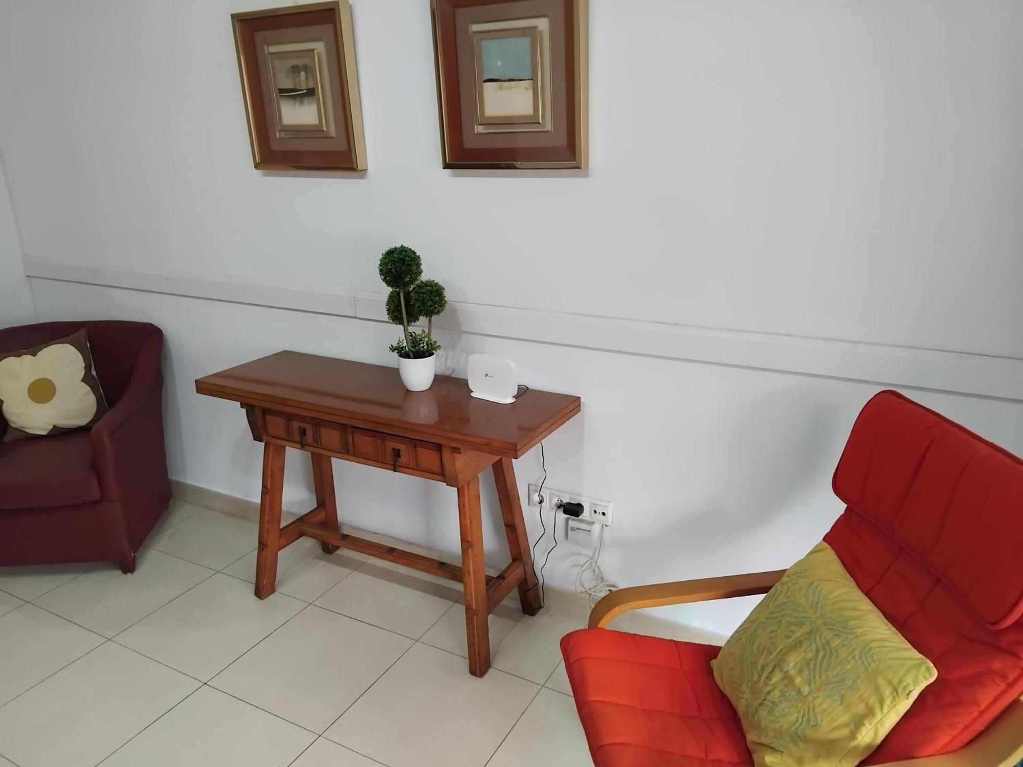 Apartment Jardin Cielomar, 1 Bedroom Apartment, Parking, Close To Train, Restaurants, Shops - 8 Min Walk