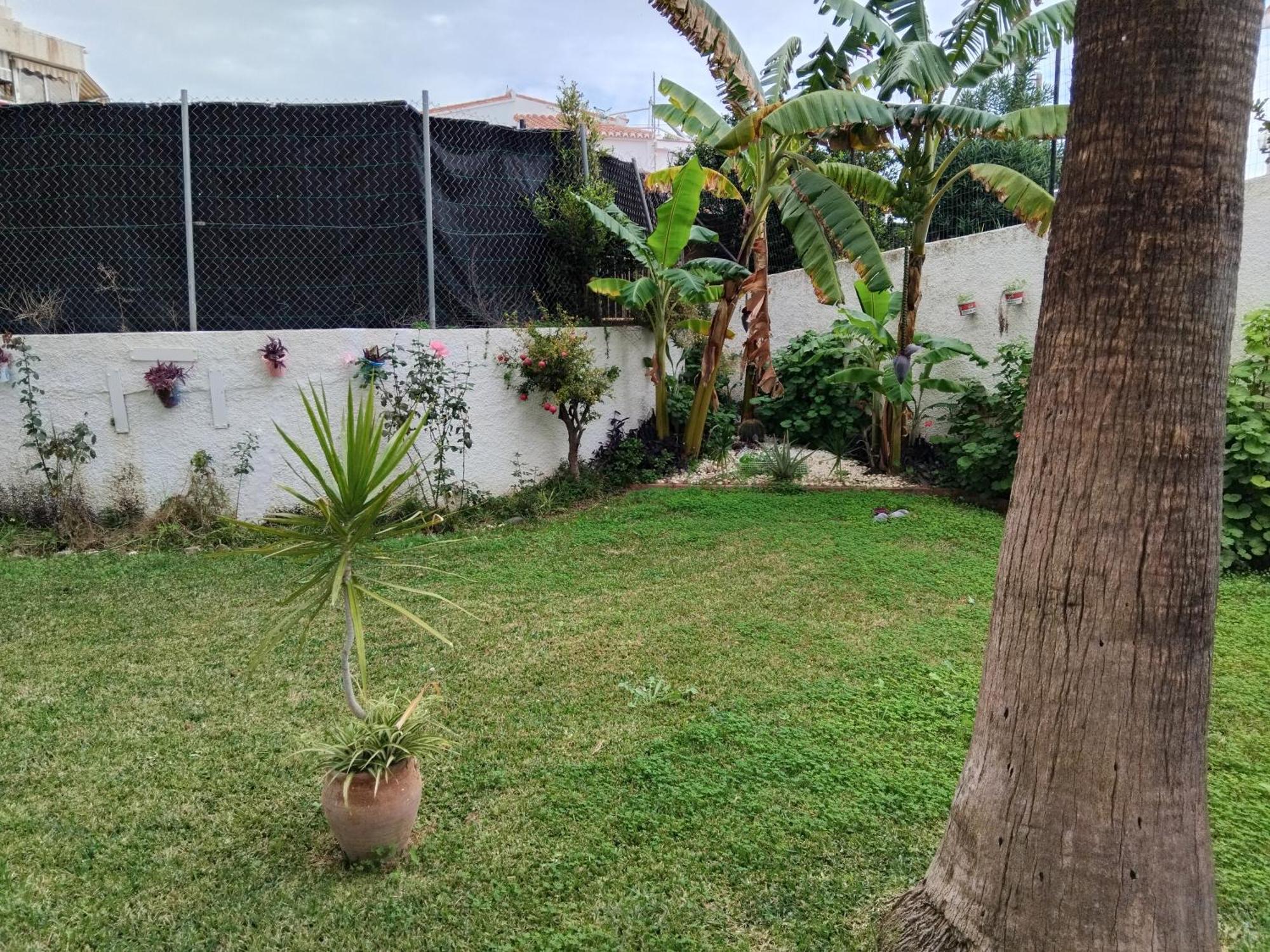 Apartment Jardin Cielomar, 1 Bedroom Apartment, Parking, Close To Train, Restaurants, Shops - 8 Min Walk