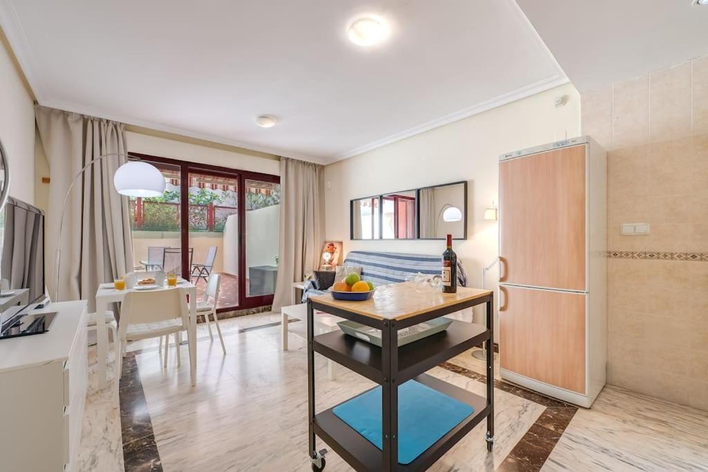 Sol Y Mar Apartment *
