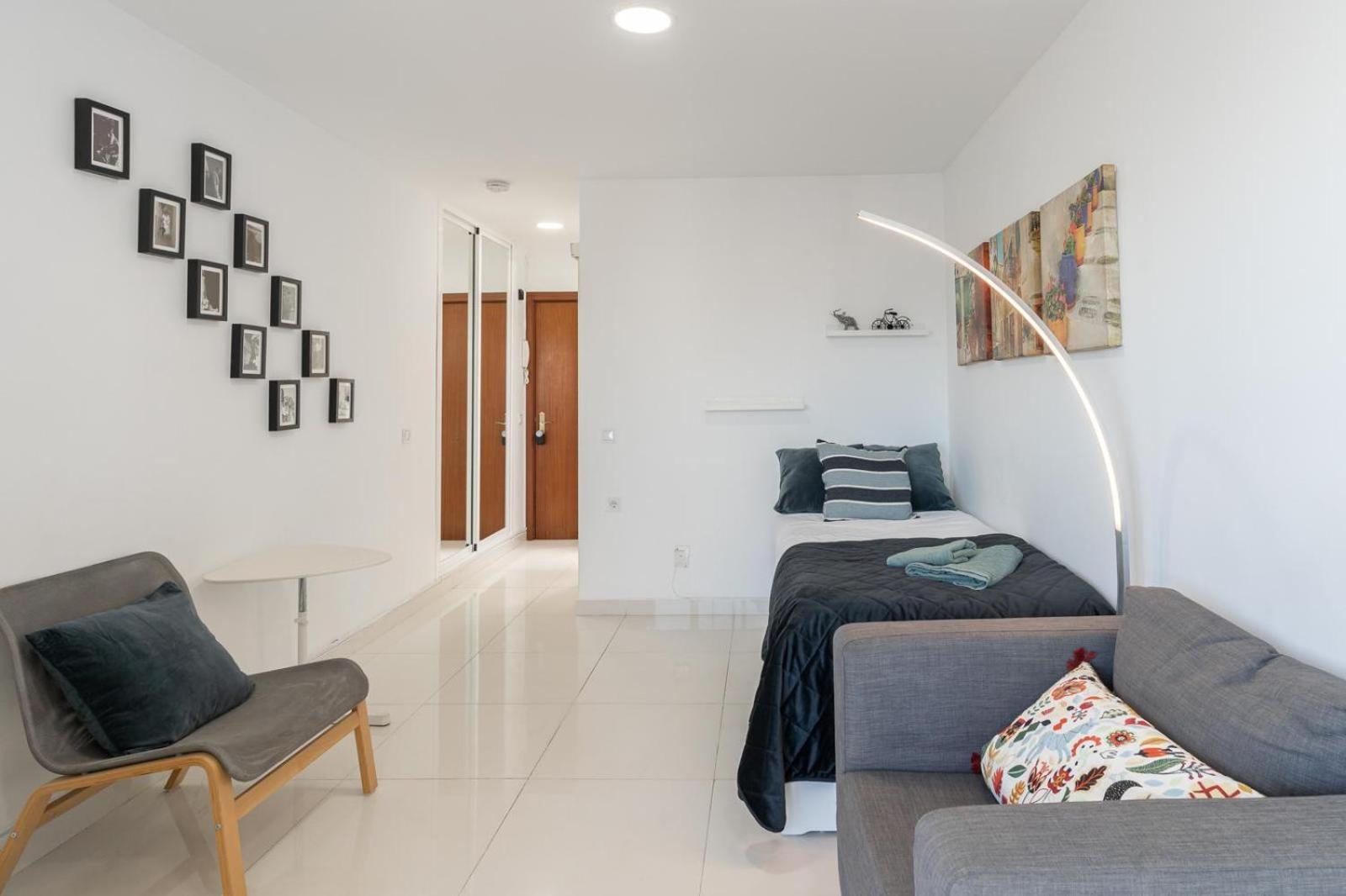 Maites Estudio 100 De La Playa Apartment Benalmadena