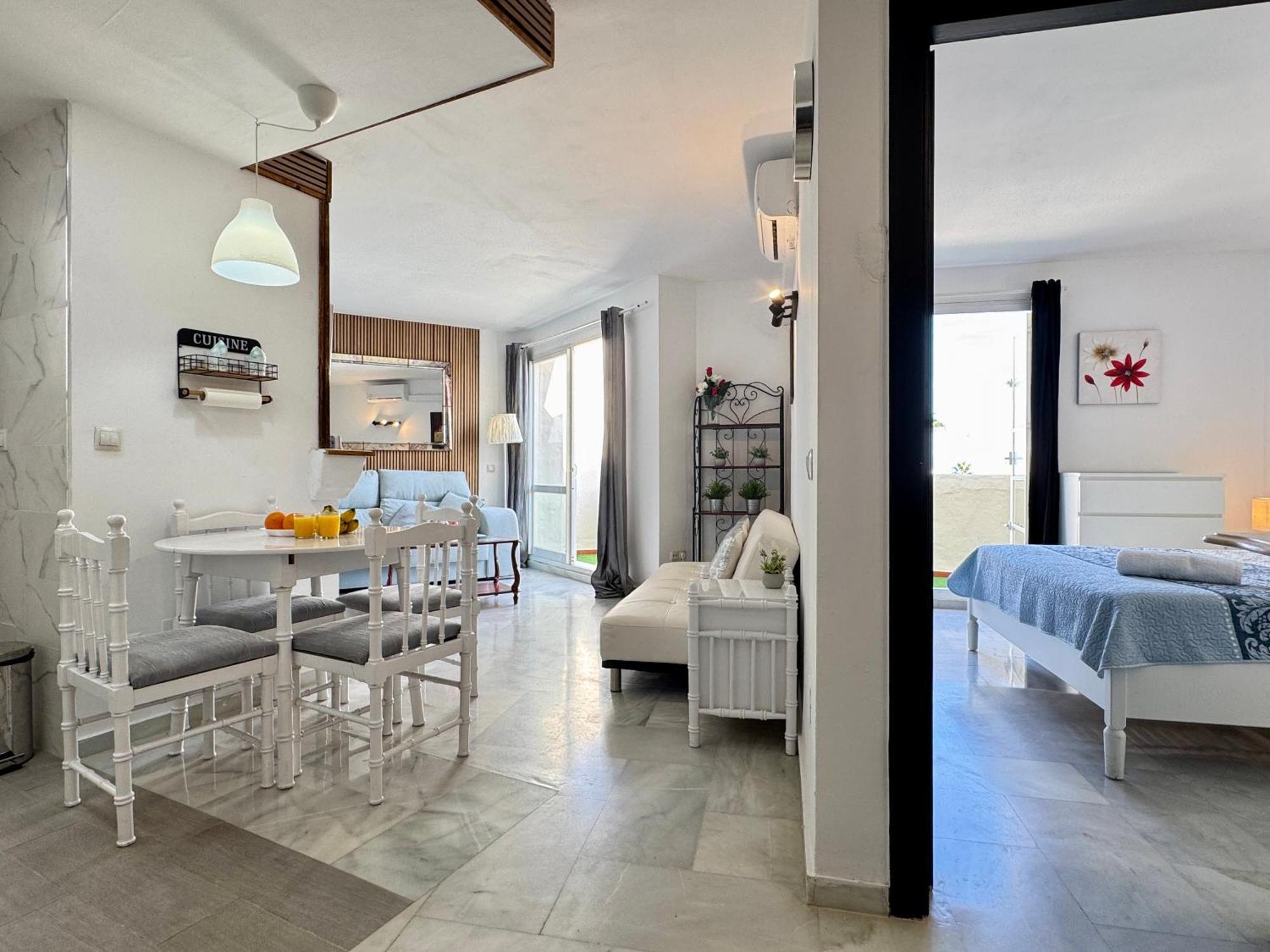 Apartment Atico En El Puerto Deportivo De *
