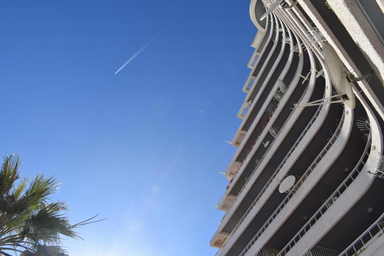Jardin Cielomar, 1 Bedroom Apartment, Parking, Close To Train, Restaurants, Shops - 8 Min Walk *