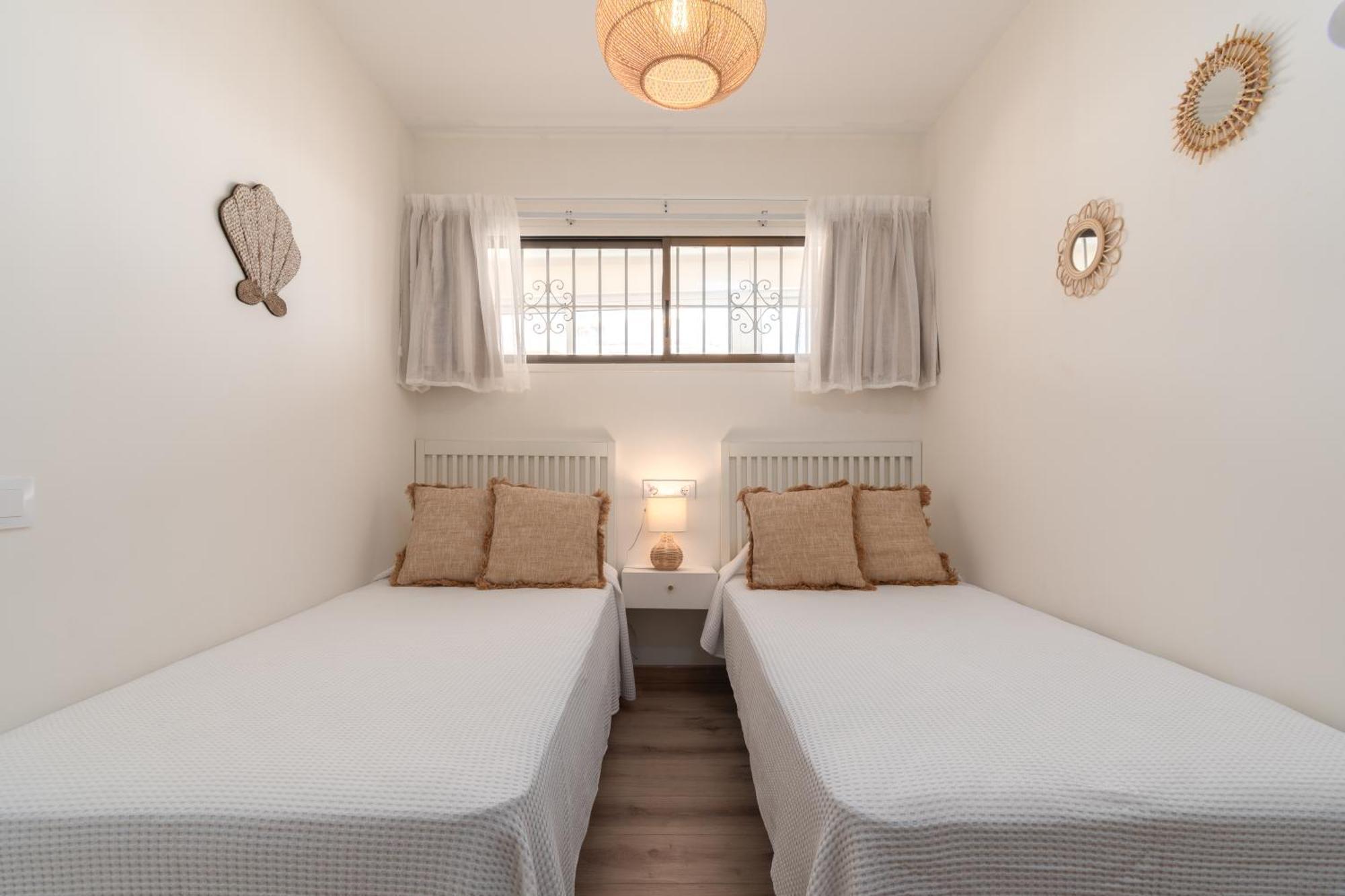 Luxury Frontline With Sea View Benalmádena
