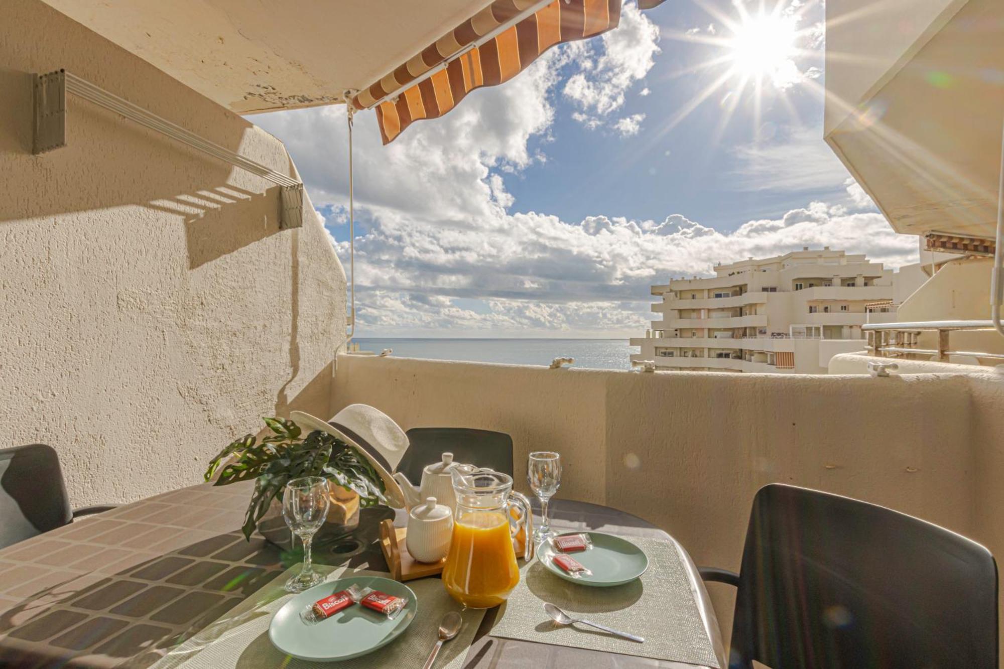 New Wonderful Holidays Benalbeach Benalmadena