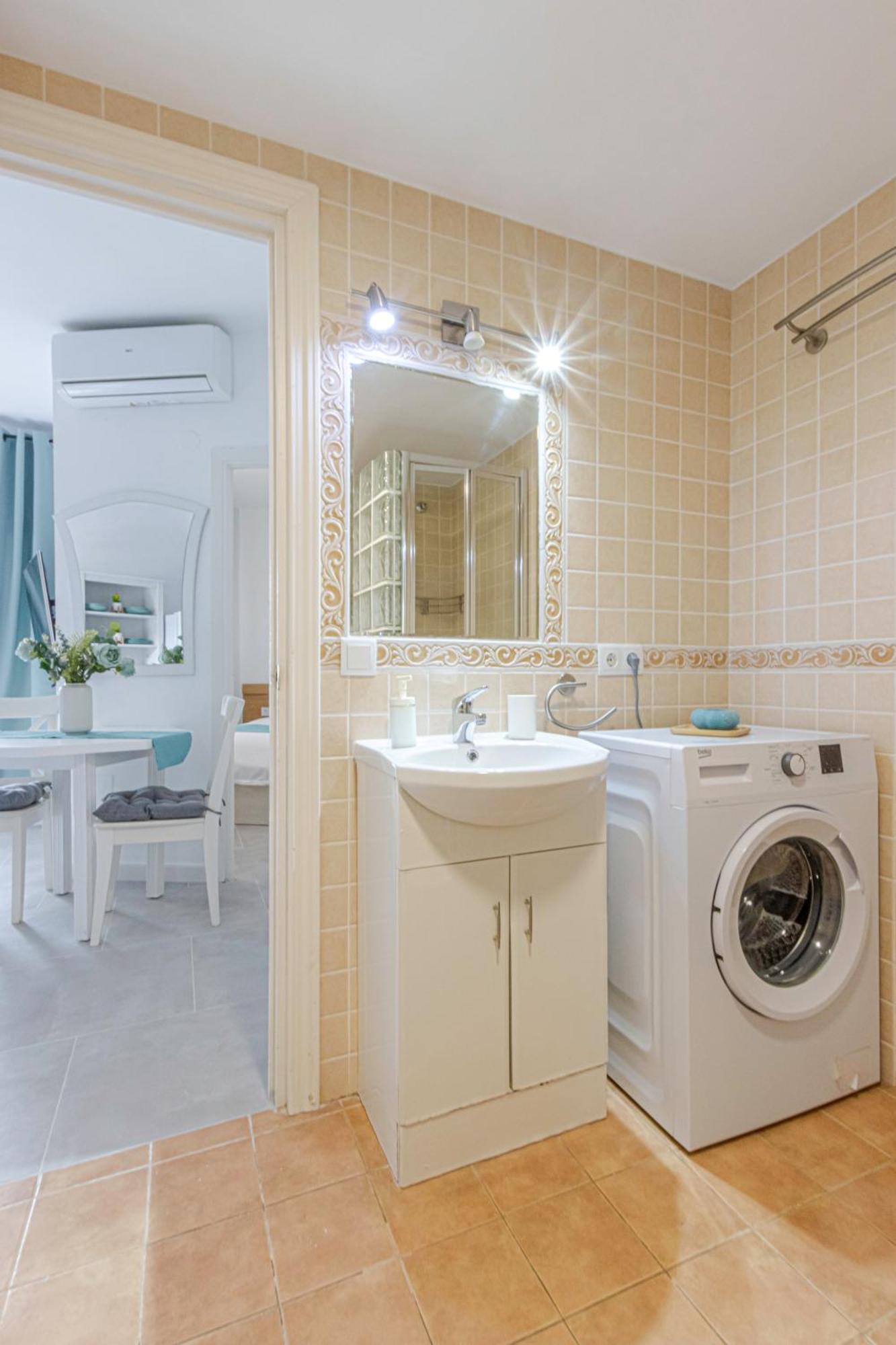 New Wonderful Holidays Benalbeach Apartment Benalmadena