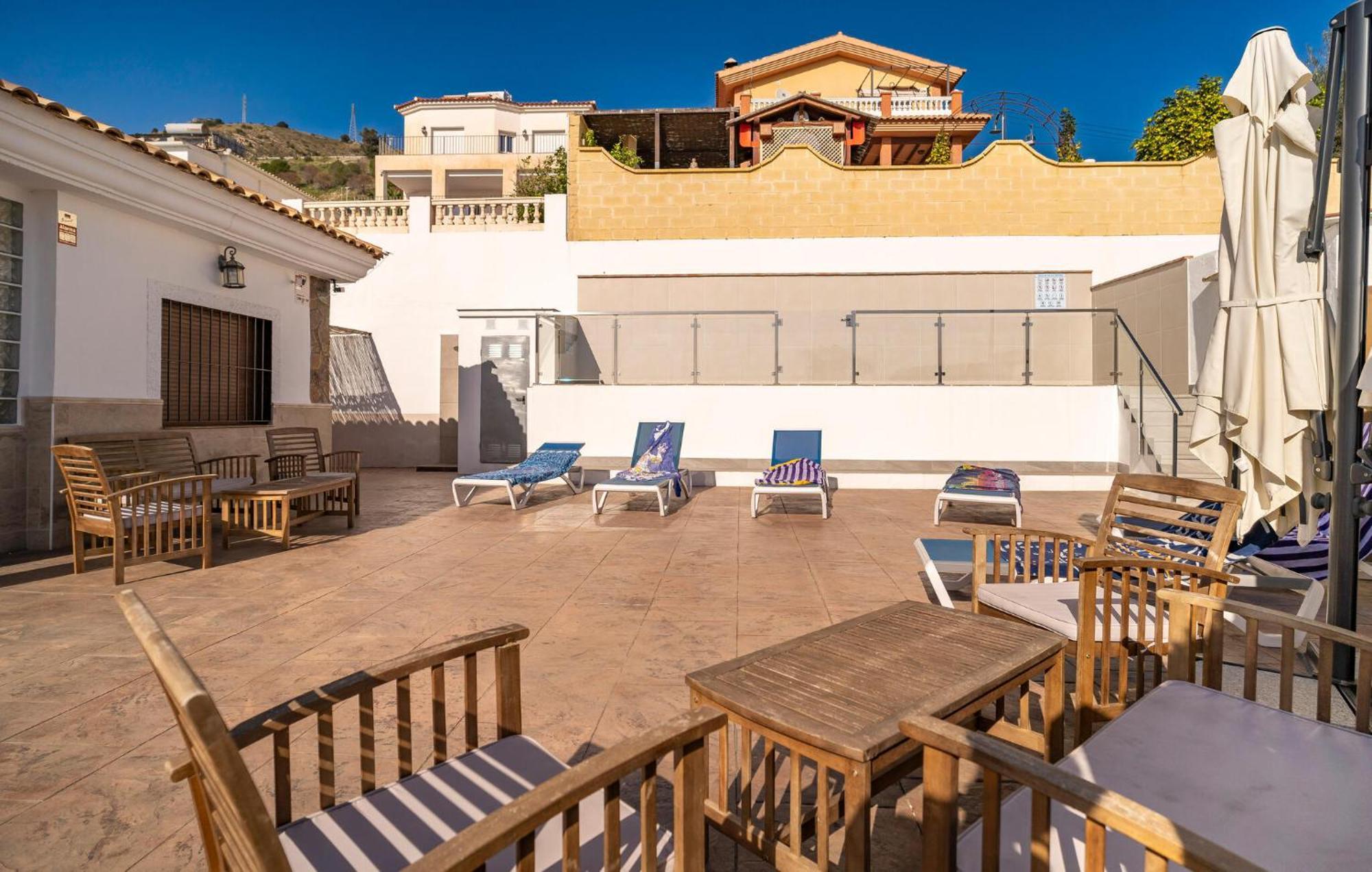 Lovely In With Kitchen Holiday home