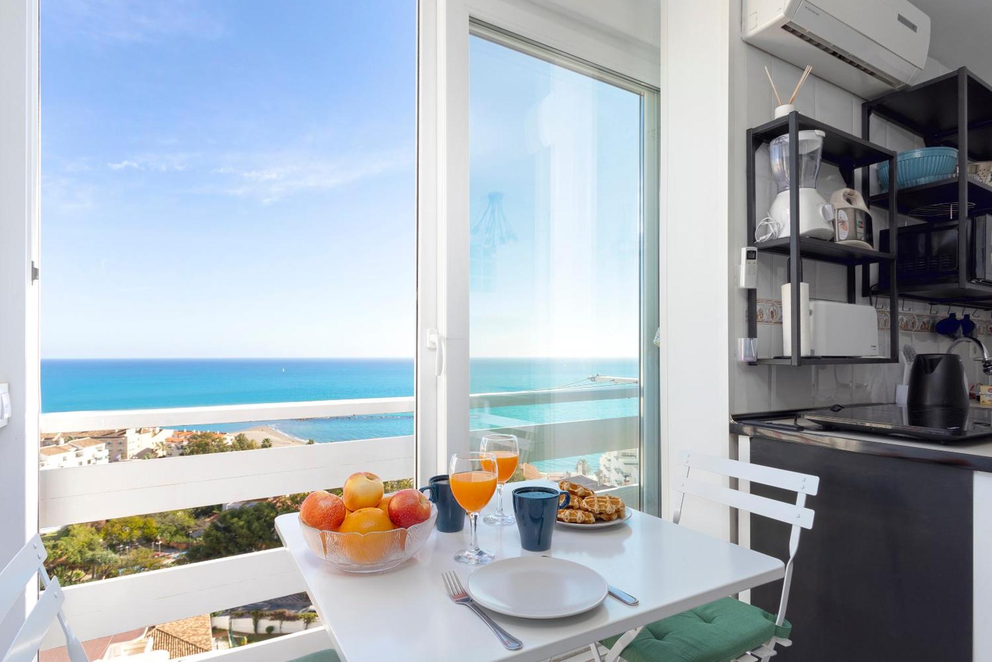 Sunstay Blueview Loft Apartment Benalmadena